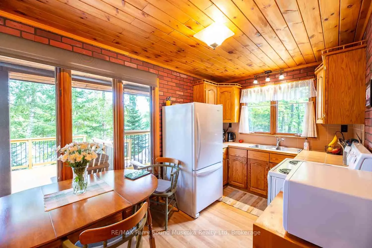 Photo 9 of 415 Sandwood Drive S, Ryerson — HOMEH