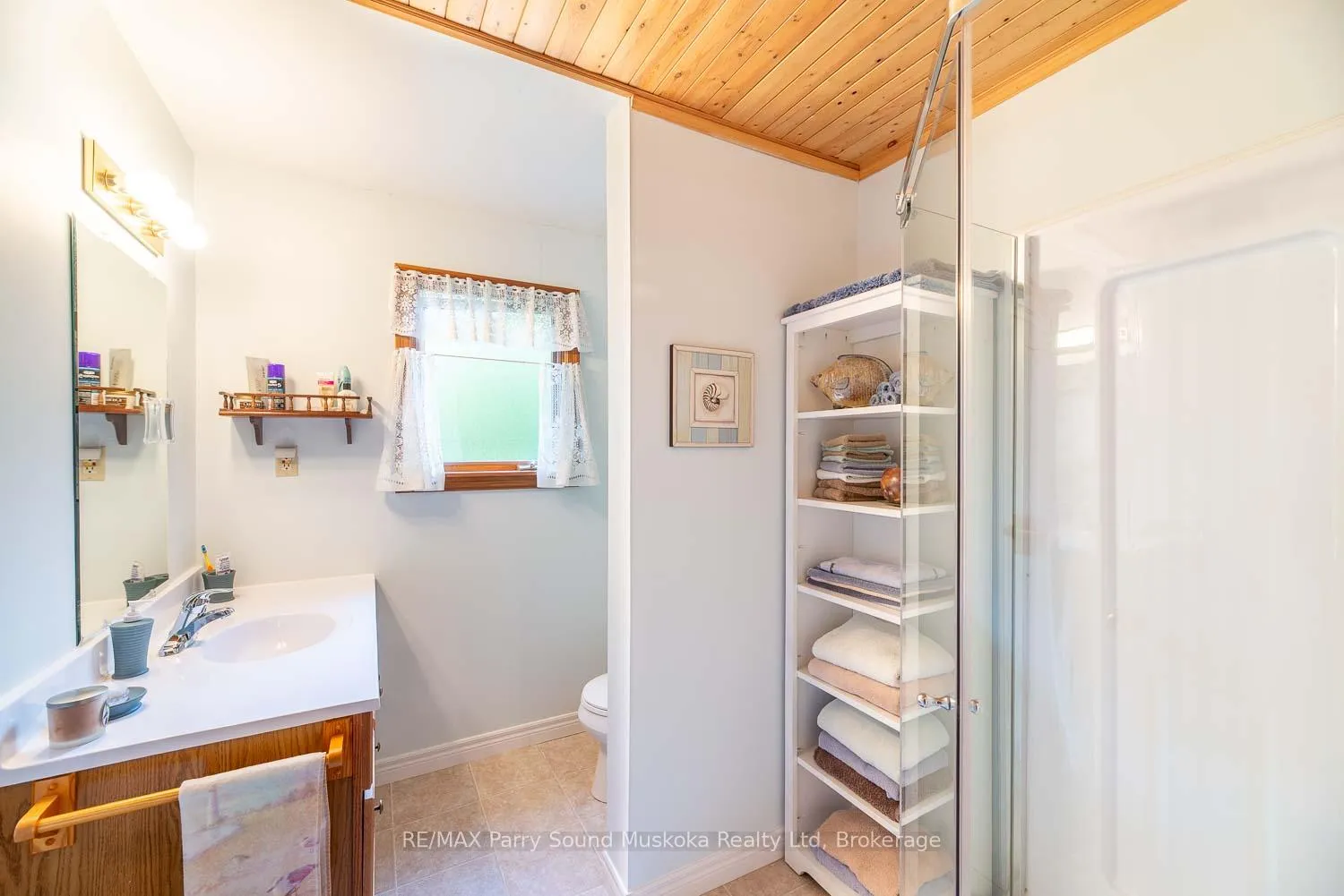 Photo 10 of 415 Sandwood Drive S, Ryerson — HOMEH