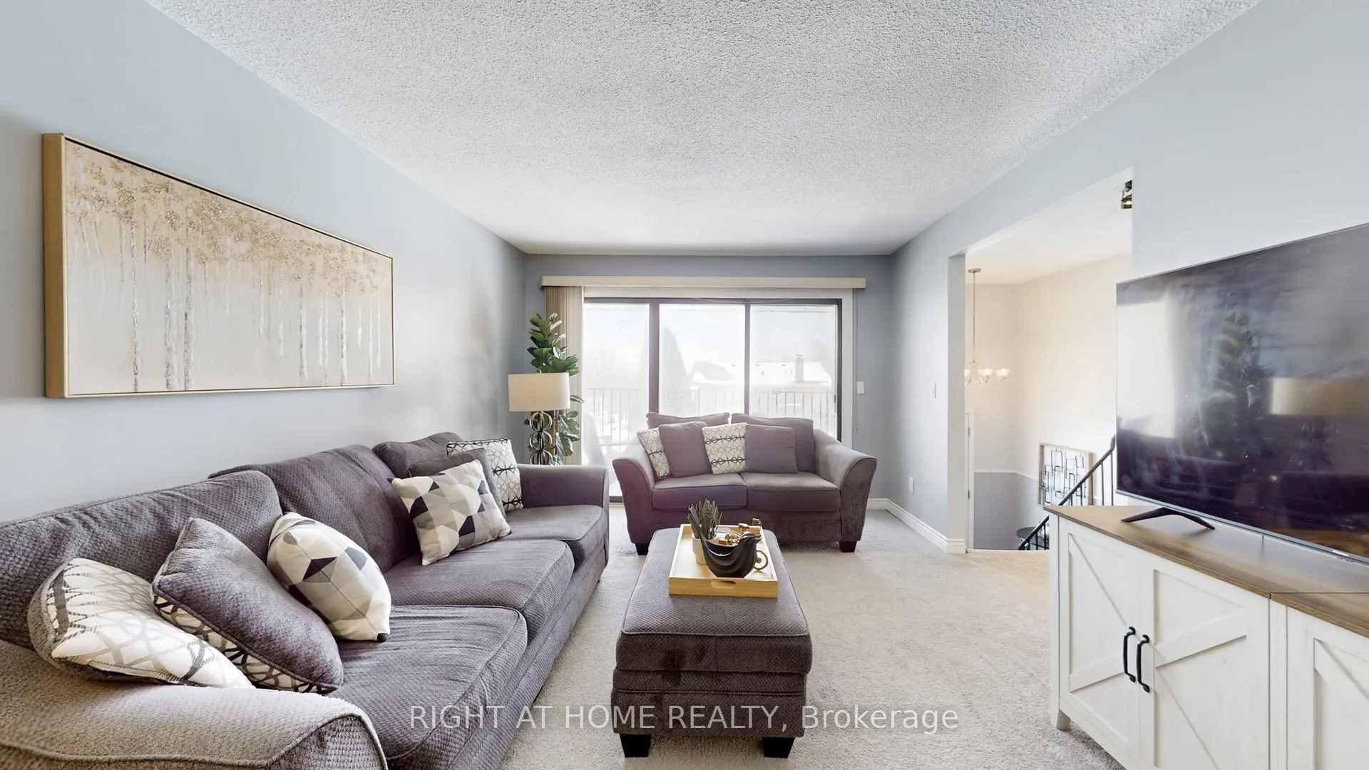 Photo 5 of 1265 Sunnybrae Crescent, Oshawa, Donevan — HOMEH