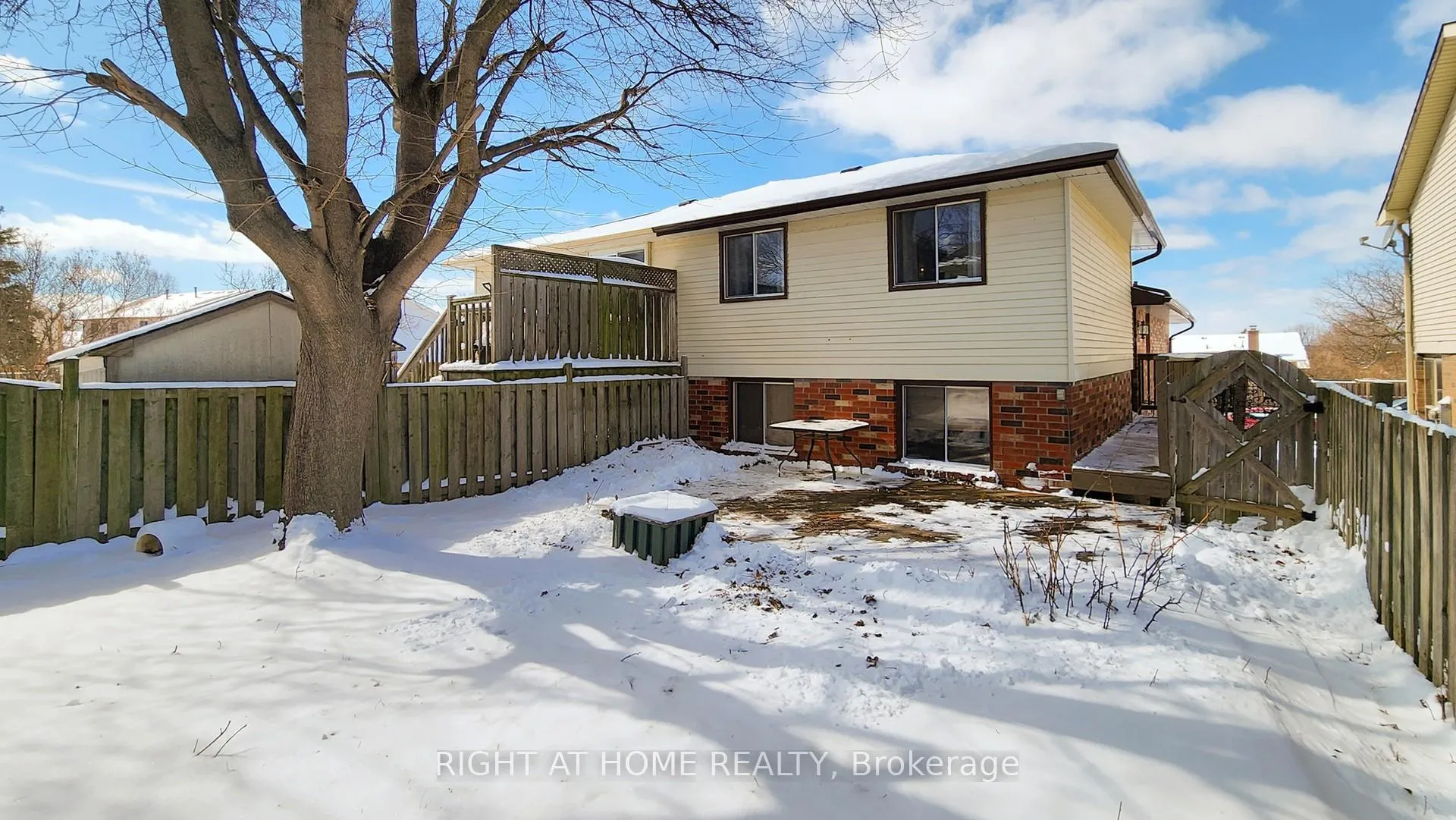 Photo 33 of 1265 Sunnybrae Crescent, Oshawa, Donevan — HOMEH