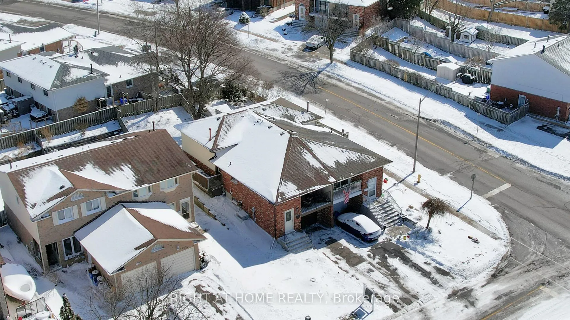 Photo 37 of 1265 Sunnybrae Crescent, Oshawa, Donevan — HOMEH