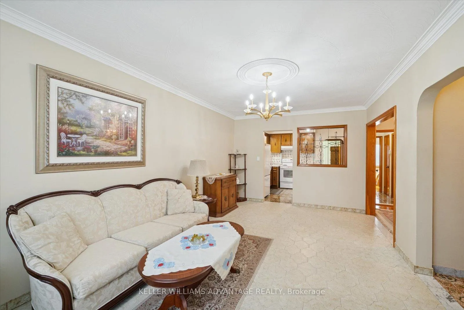 Photo 5 of 63 Boem Avenue, Scarborough, Wexford-Maryvale — HOMEH