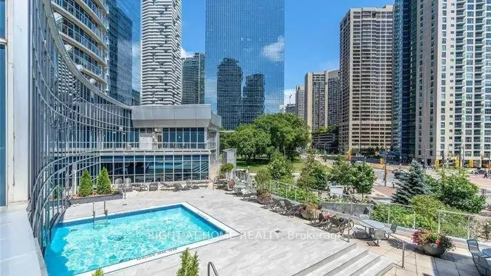 Photo 12 of Unit 1013, 208 Queens Quay, Toronto, Waterfront Communities — HOMEH