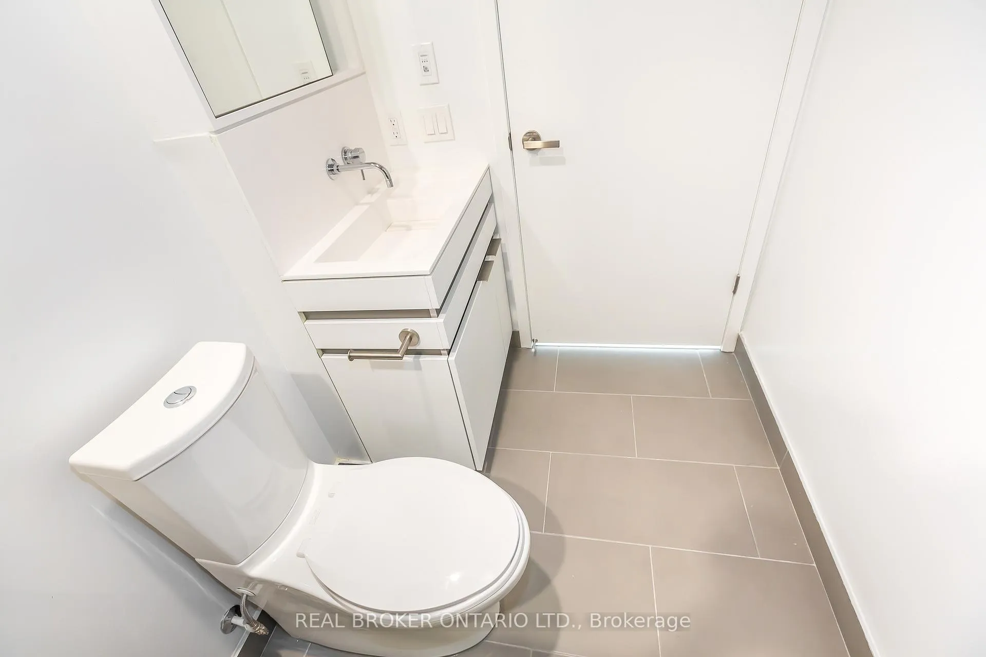 Photo 15 of Unit 2801, 197 Yonge Street, Toronto, Church-Yonge Corridor — HOMEH