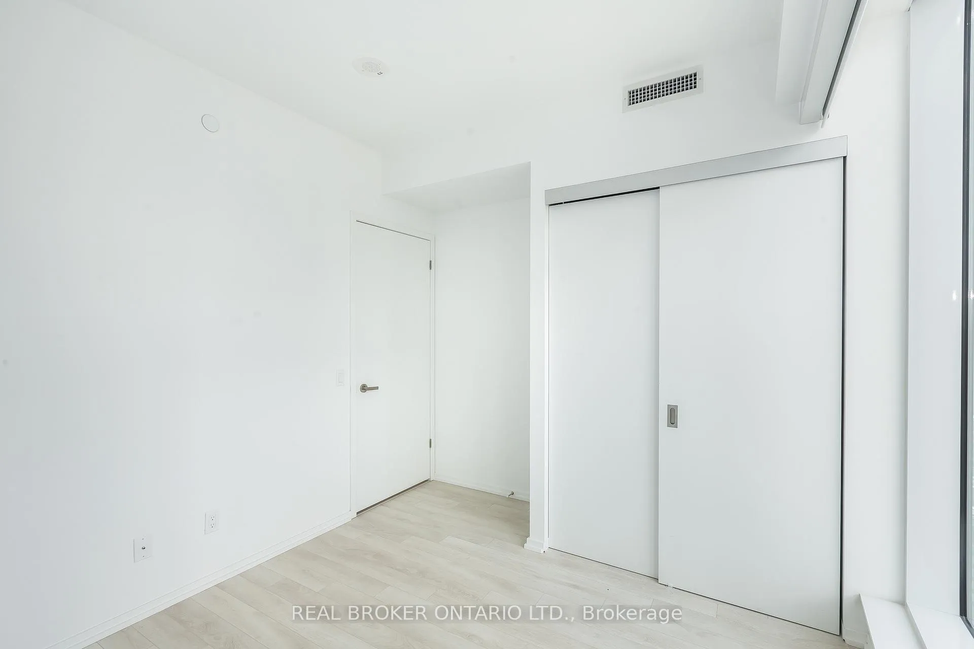 Photo 18 of Unit 2801, 197 Yonge Street, Toronto, Church-Yonge Corridor — HOMEH