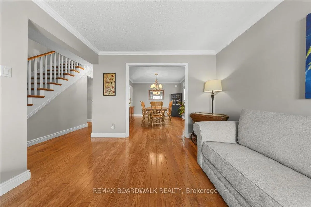 Photo 7 of 622 Steller Street, Ottawa, Fallingbrook/Pineridge — HOMEH