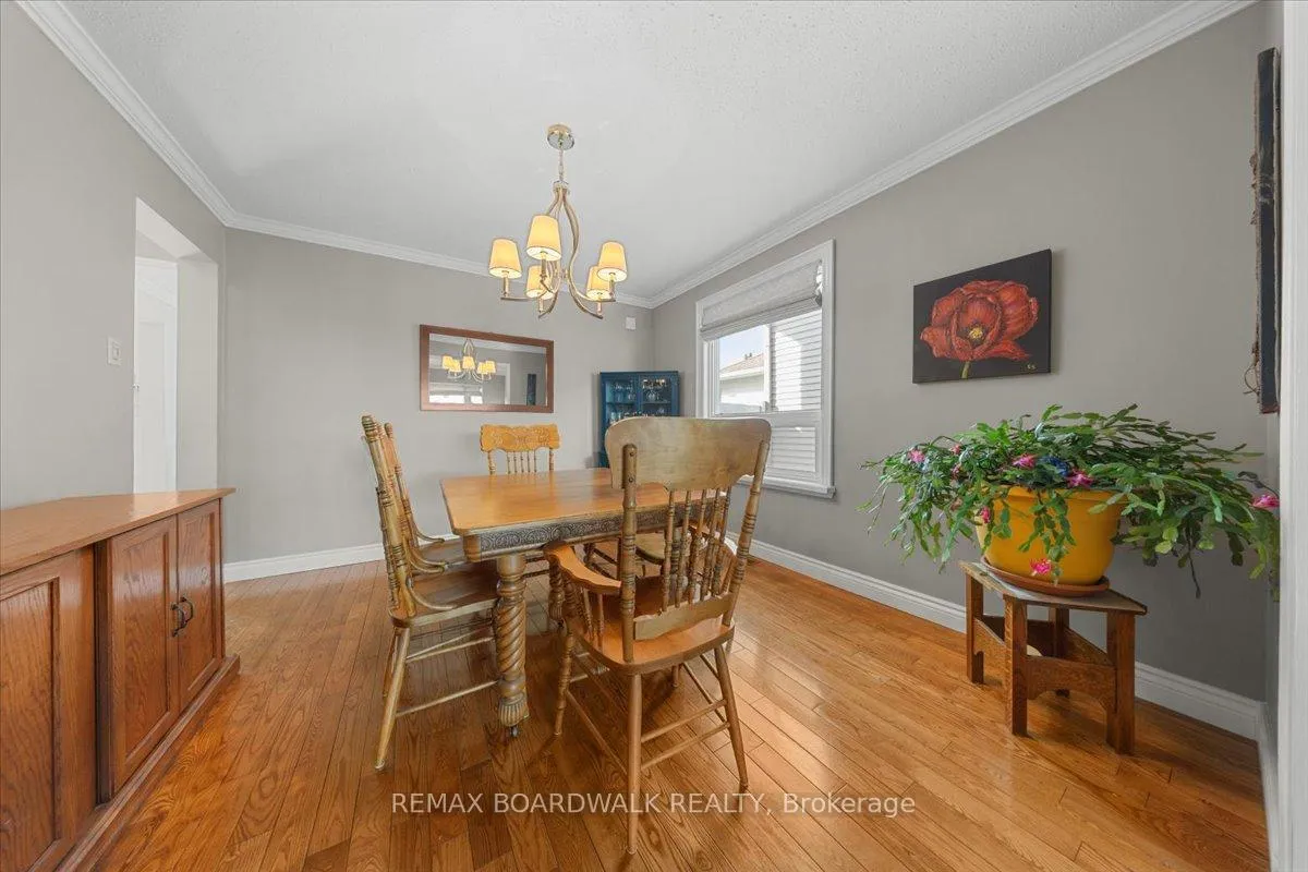 Photo 8 of 622 Steller Street, Ottawa, Fallingbrook/Pineridge — HOMEH