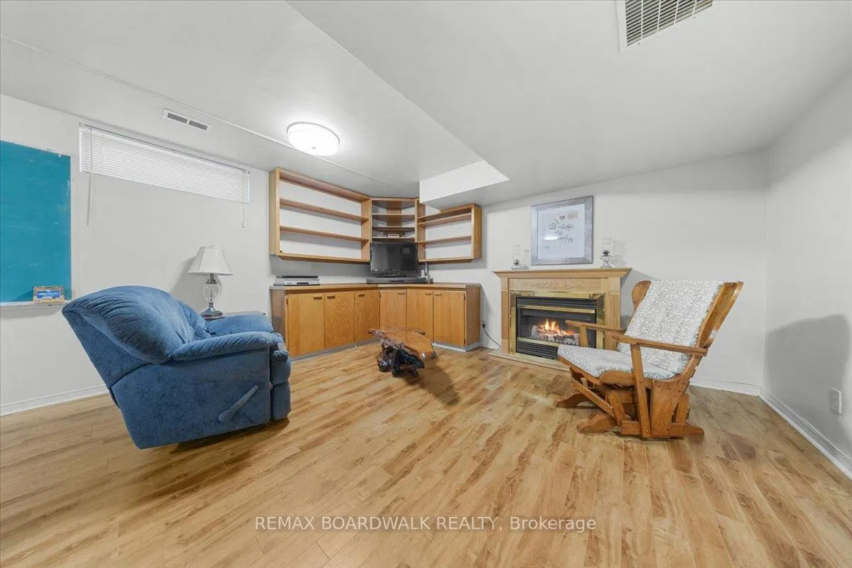Photo 35 of 622 Steller Street, Ottawa, Fallingbrook/Pineridge — HOMEH