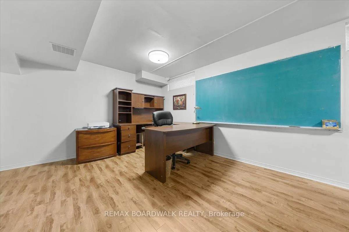 Photo 38 of 622 Steller Street, Ottawa, Fallingbrook/Pineridge — HOMEH