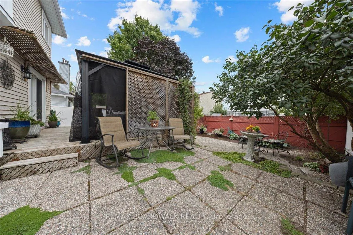 Photo 42 of 622 Steller Street, Ottawa, Fallingbrook/Pineridge — HOMEH