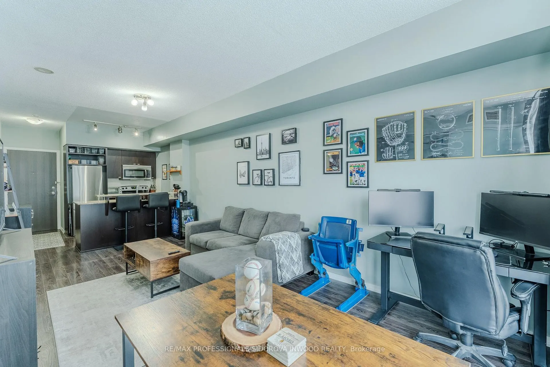 Photo 6 of Unit 608, 103 The Queensway, Toronto, High Park-Swansea — HOMEH