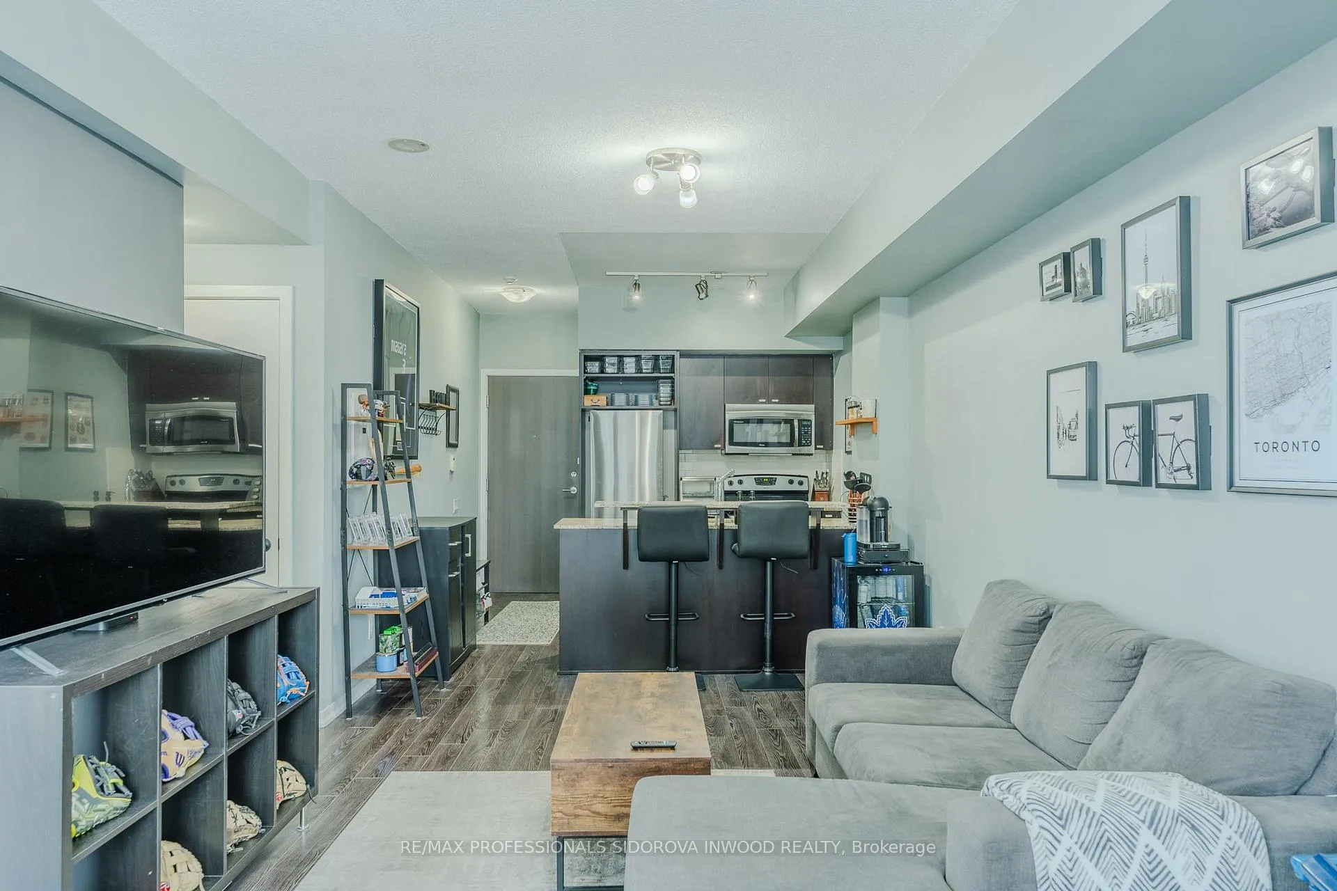 Photo 7 of Unit 608, 103 The Queensway, Toronto, High Park-Swansea — HOMEH
