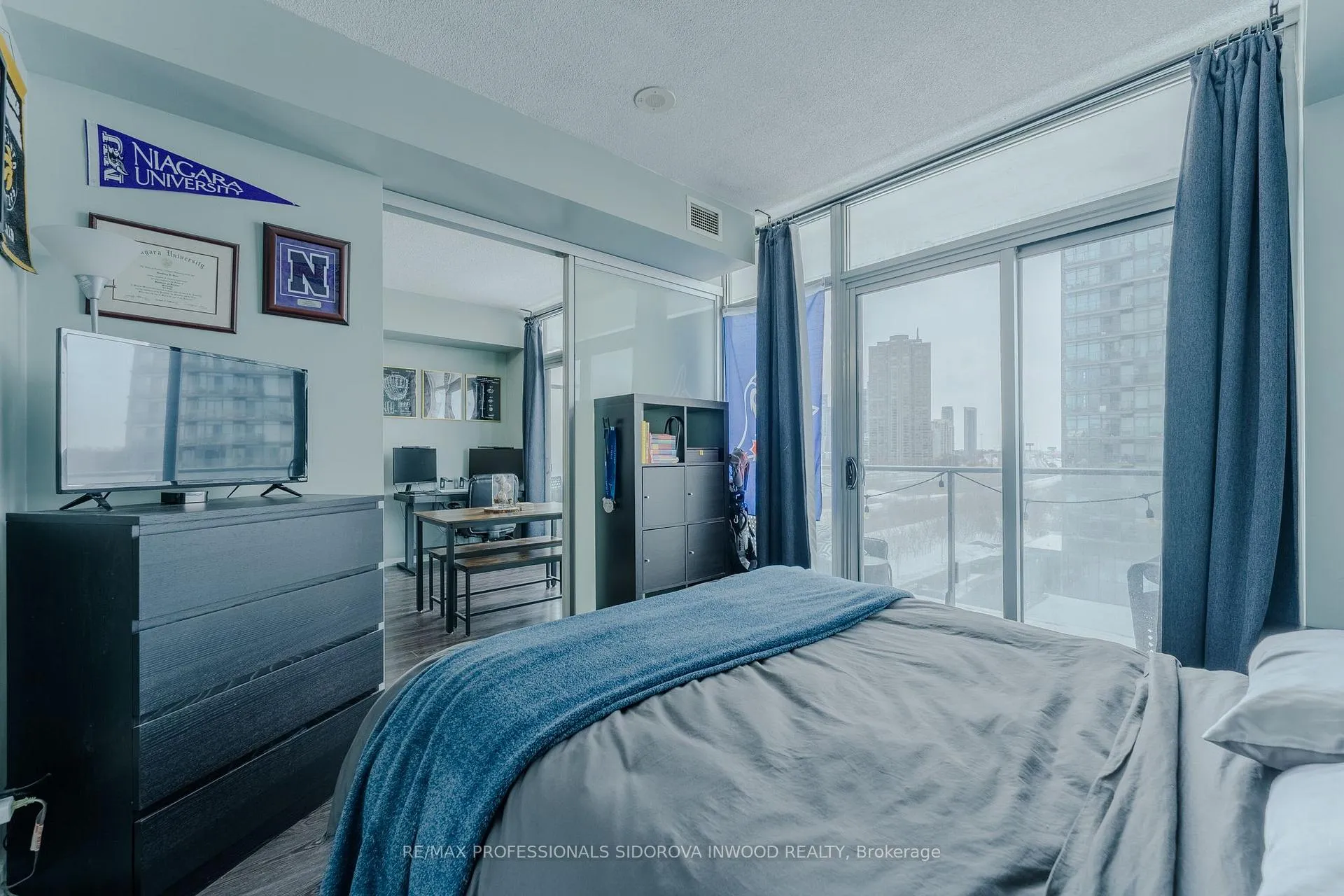Photo 12 of Unit 608, 103 The Queensway, Toronto, High Park-Swansea — HOMEH