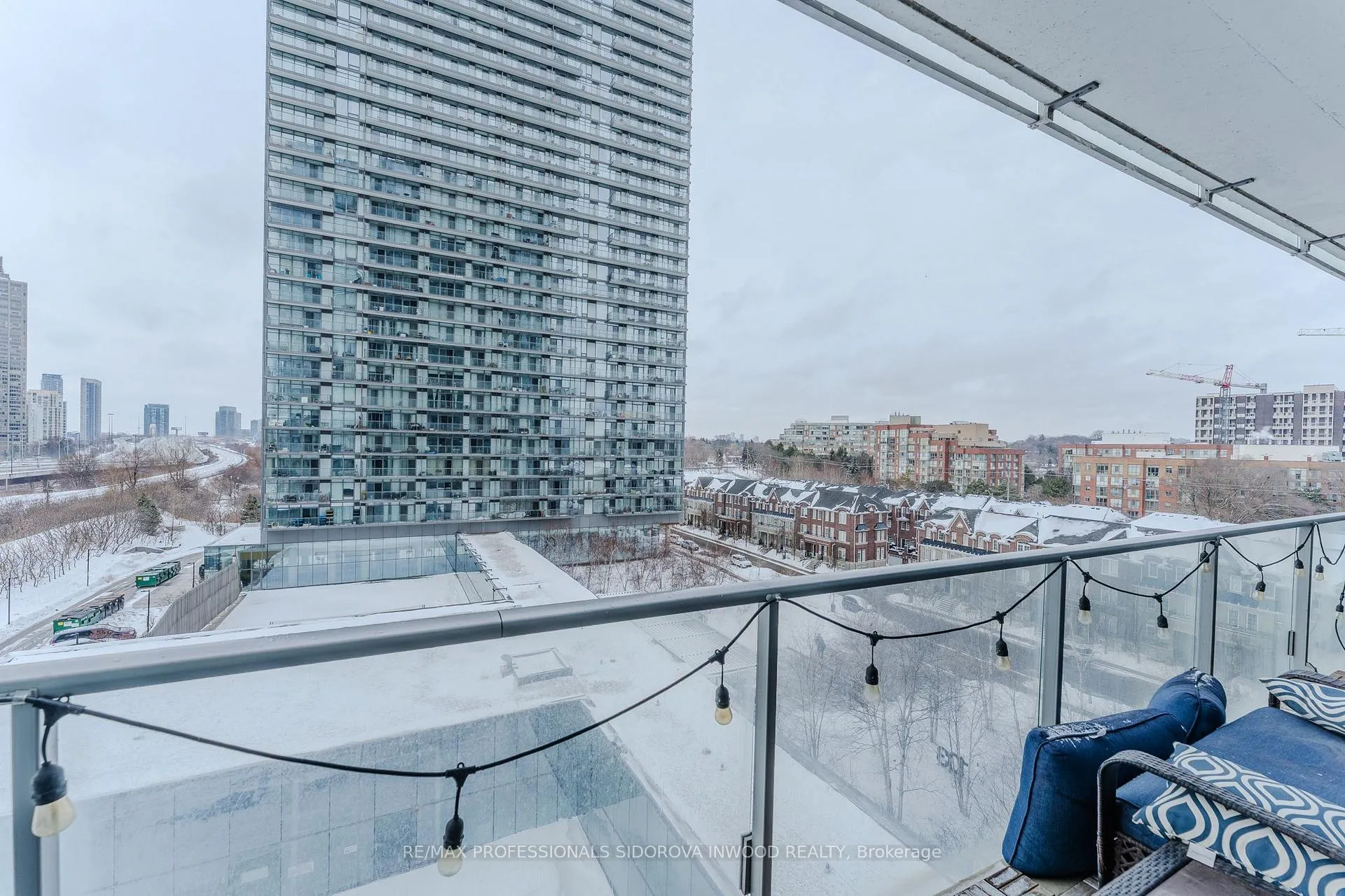 Photo 15 of Unit 608, 103 The Queensway, Toronto, High Park-Swansea — HOMEH
