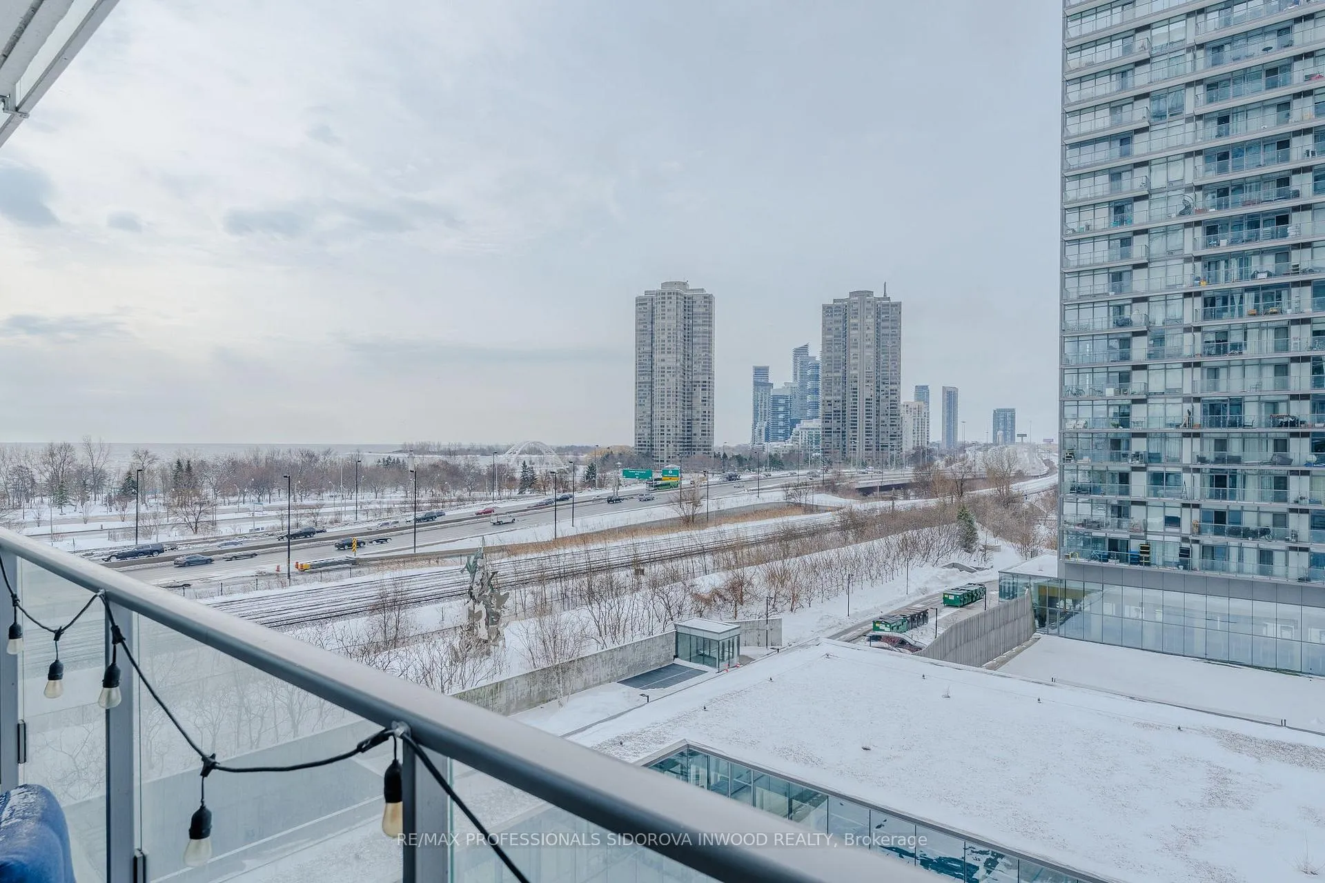Photo 16 of Unit 608, 103 The Queensway, Toronto, High Park-Swansea — HOMEH