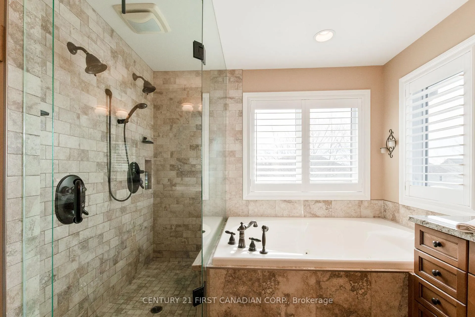 Photo 25 of 27 Wood Lily Lane, Middlesex Centre, Kilworth — HOMEH