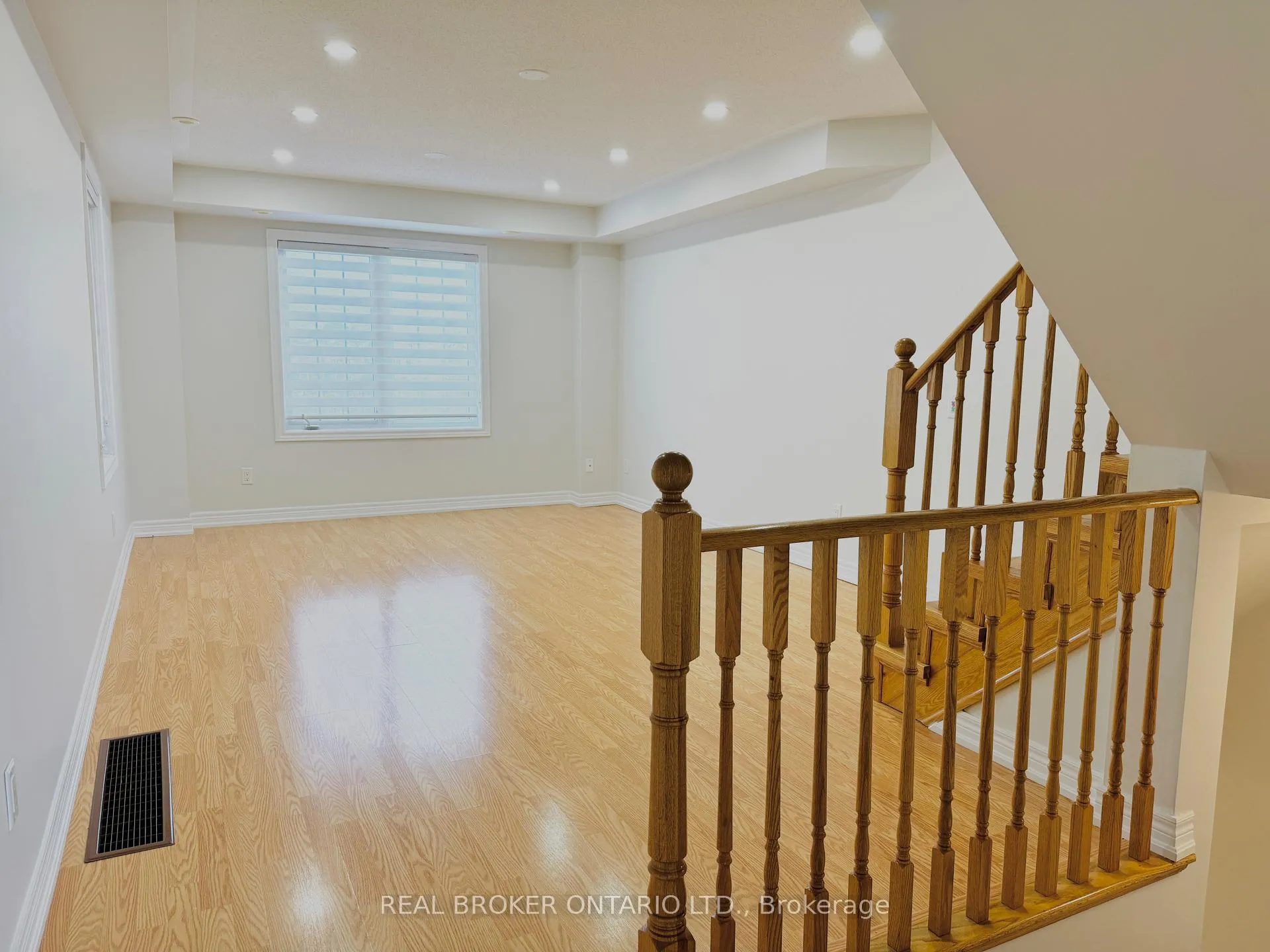 Photo 4 of 9948 Mccowan Road, Markham, Berczy — HOMEH