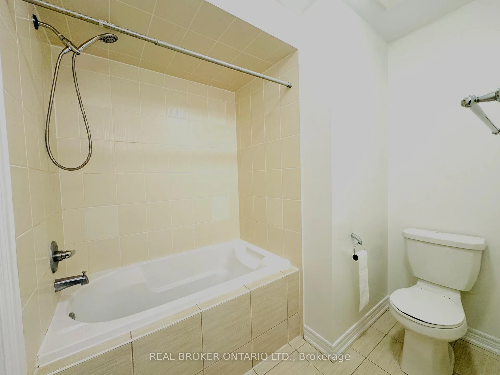 Photo 11 of 9948 Mccowan Road, Markham, Berczy — HOMEH