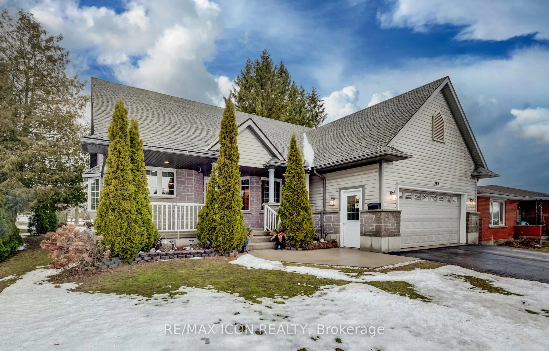 Photo 3 of 385 Birmingham Street E, Wellington North, Mount Forest — HOMEH