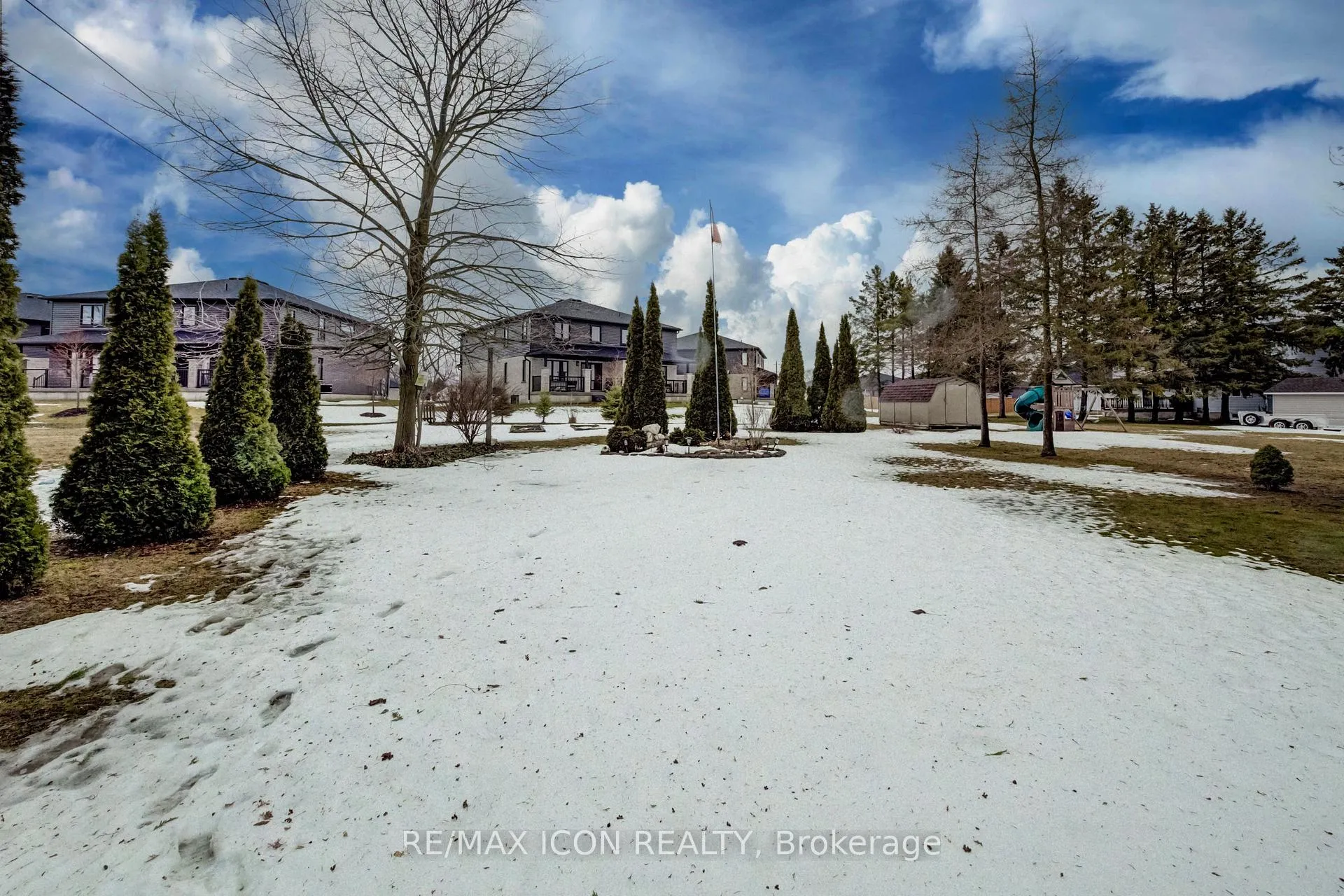 Photo 37 of 385 Birmingham Street E, Wellington North, Mount Forest — HOMEH