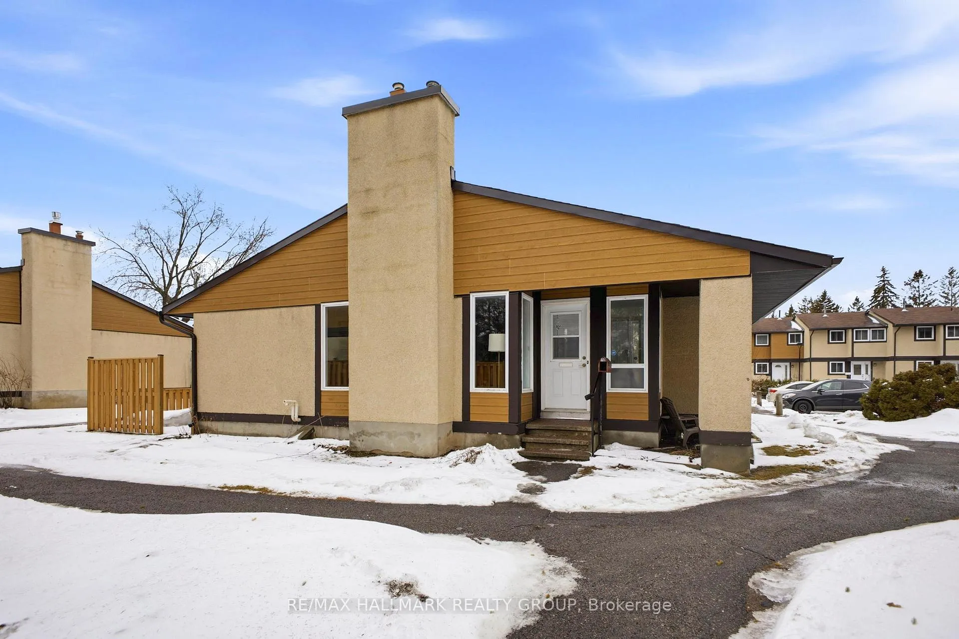 Front of Unit 10, 3399 Paul Anka Drive