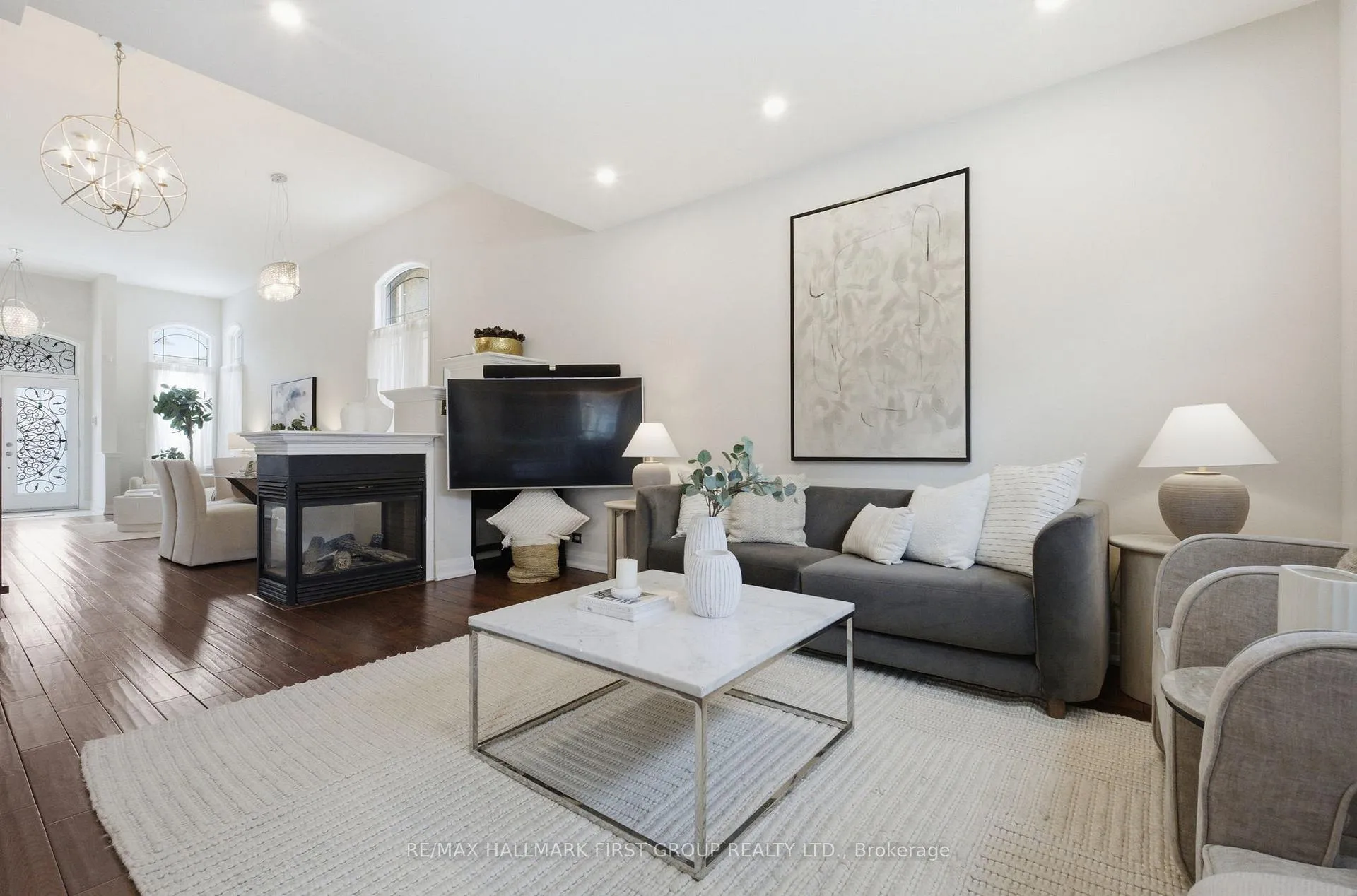 Photo 8 of 3 Abraham Court, Ajax, Northeast Ajax — HOMEH