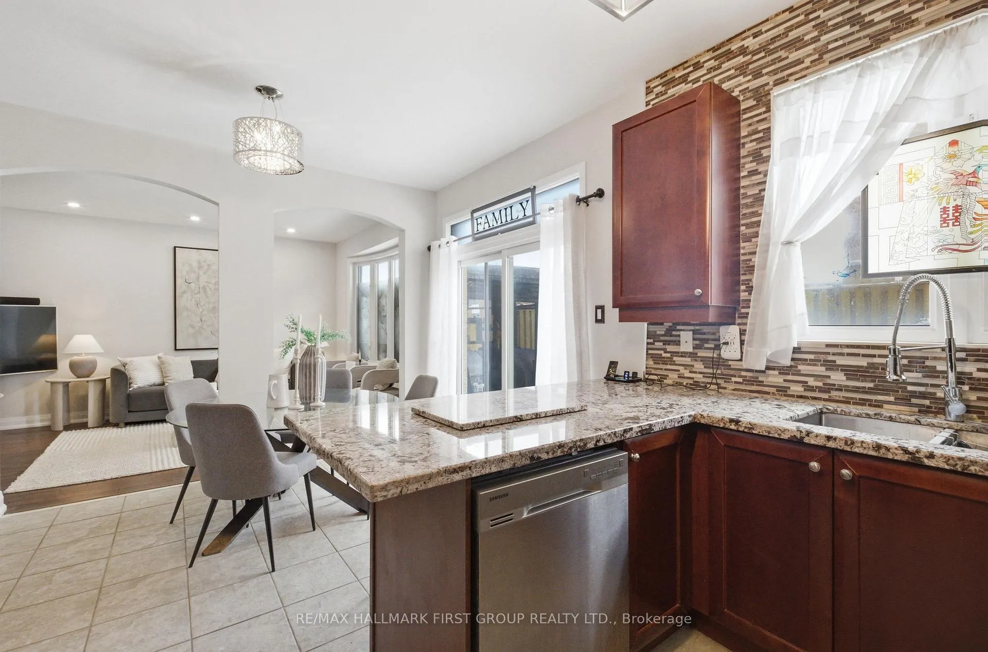 Photo 12 of 3 Abraham Court, Ajax, Northeast Ajax — HOMEH