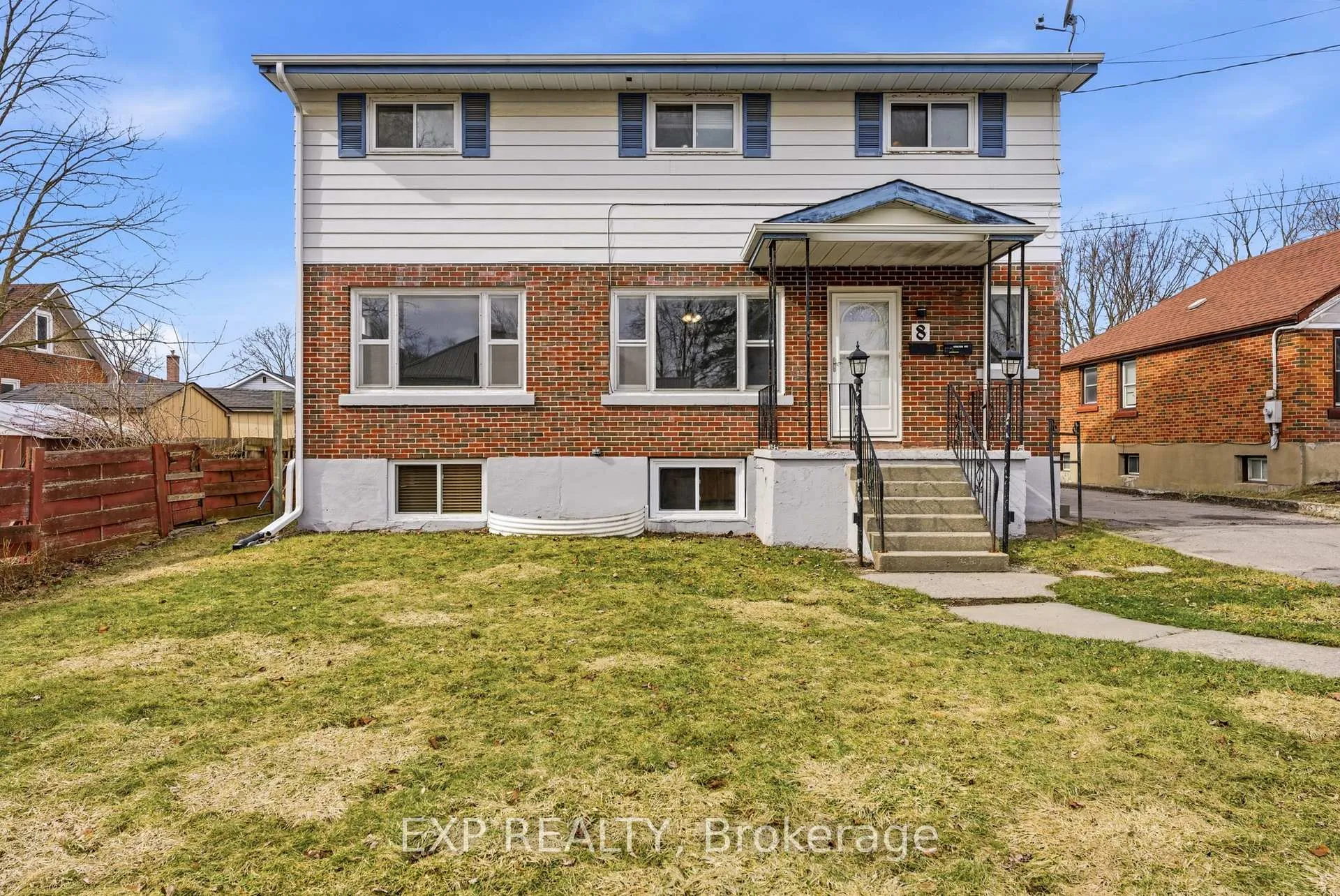 Photo 1 of 8 Reynolds Crescent, Belleville, Belleville Ward — HOMEH