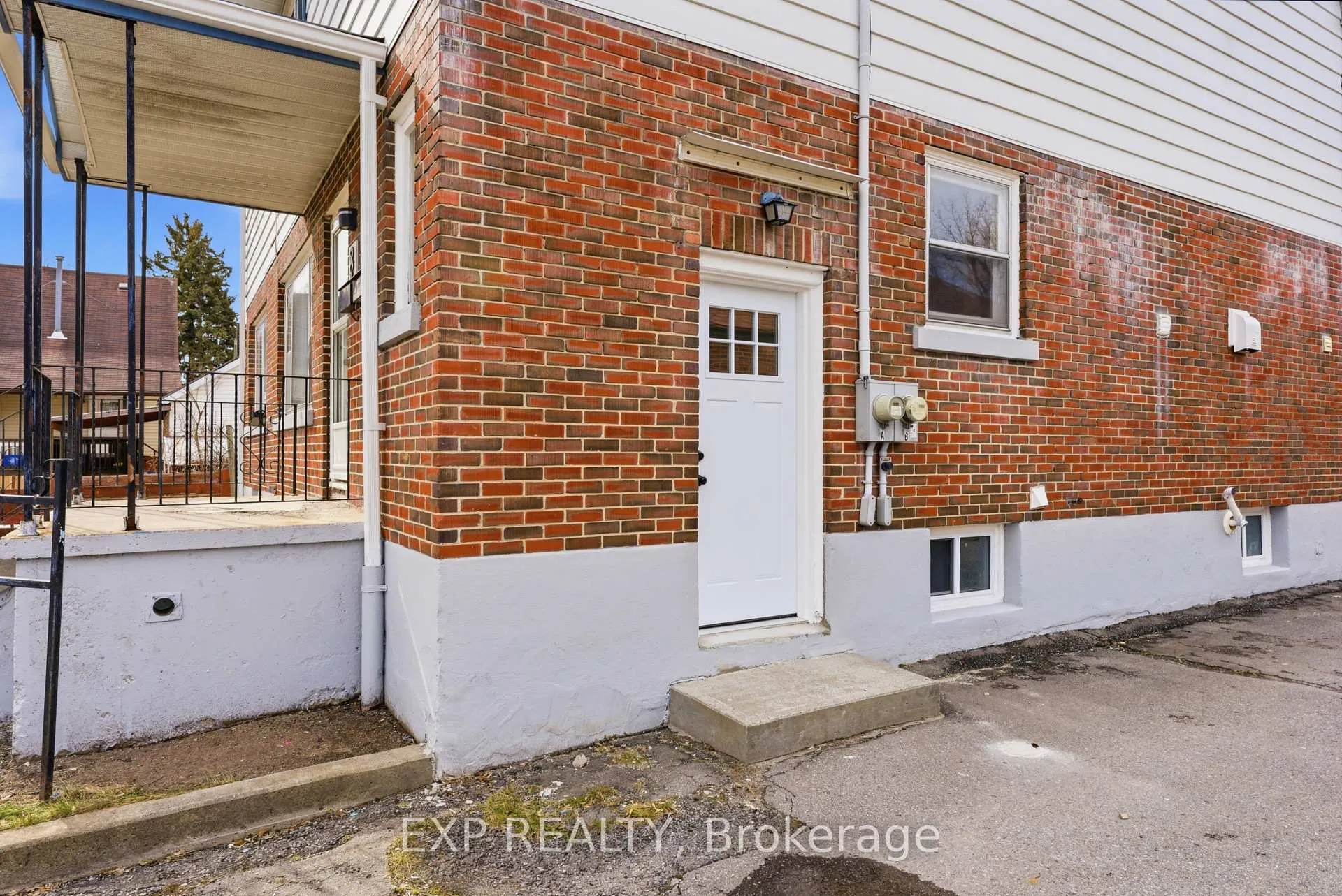 Photo 41 of 8 Reynolds Crescent, Belleville, Belleville Ward — HOMEH