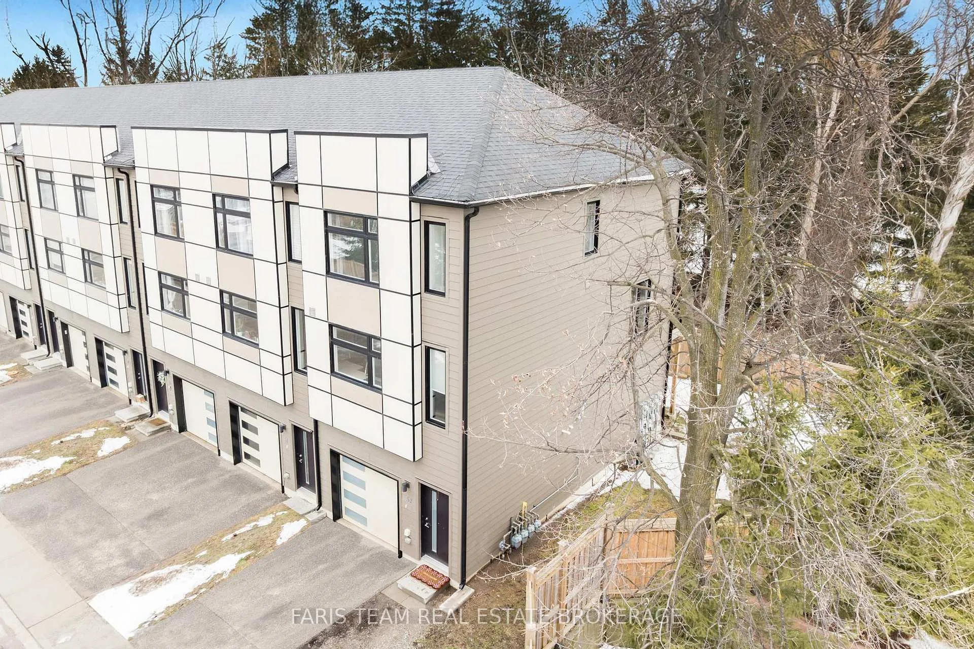 Front of Unit 52, 540 Essa Road