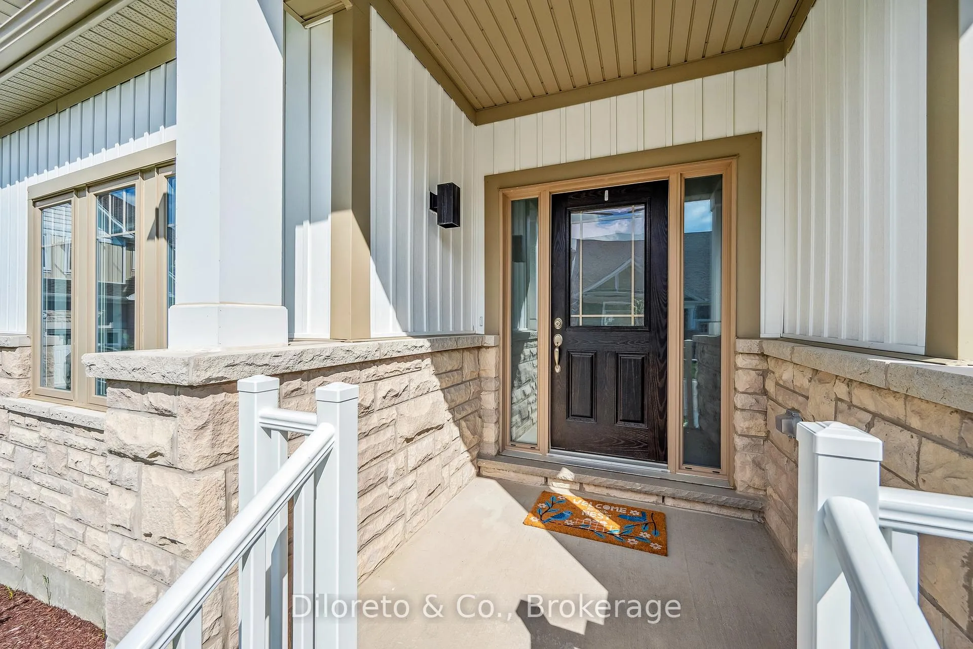 Photo 4 of 5 Lovering Lane, Guelph, Kortright East — HOMEH