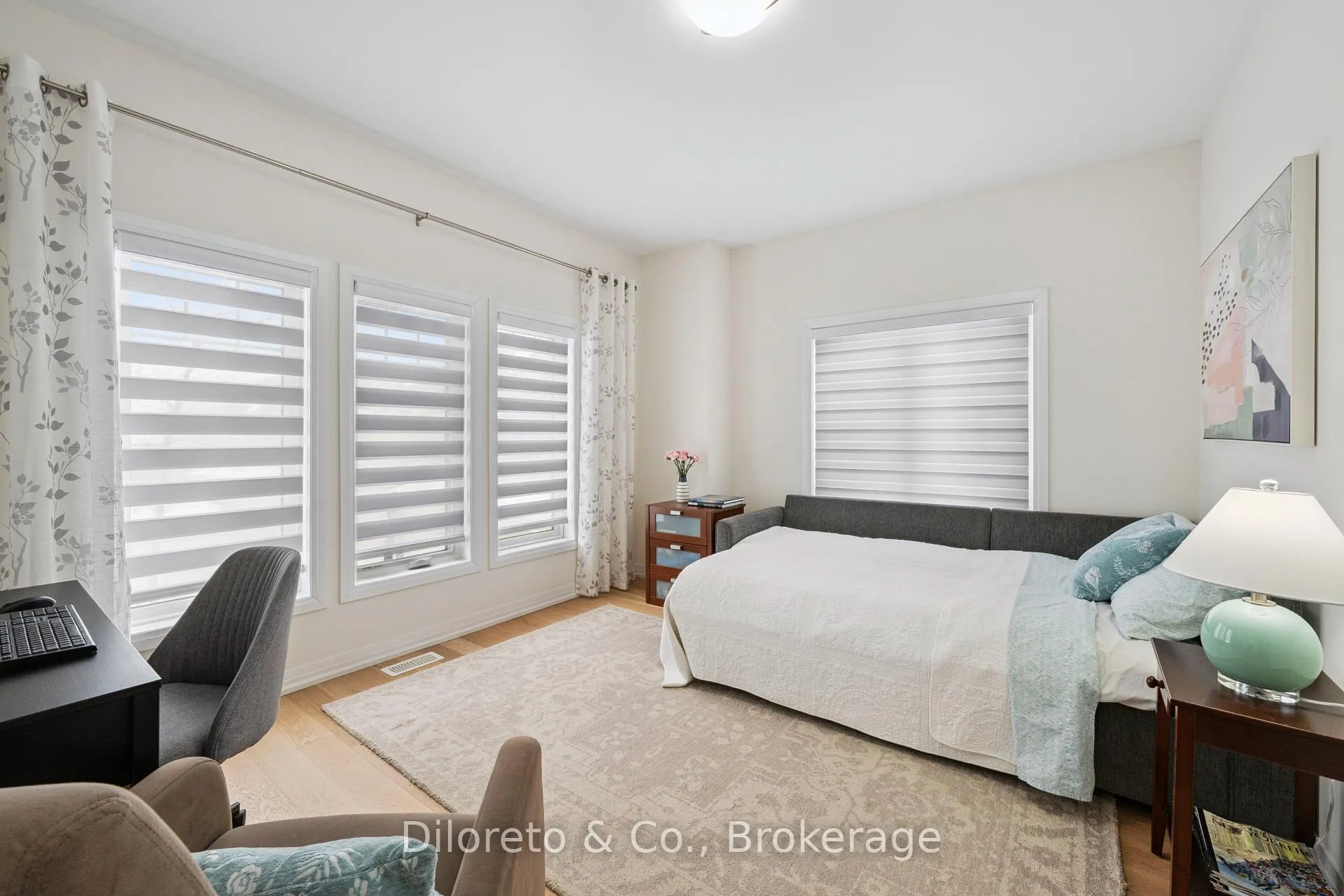 Photo 8 of 5 Lovering Lane, Guelph, Kortright East — HOMEH