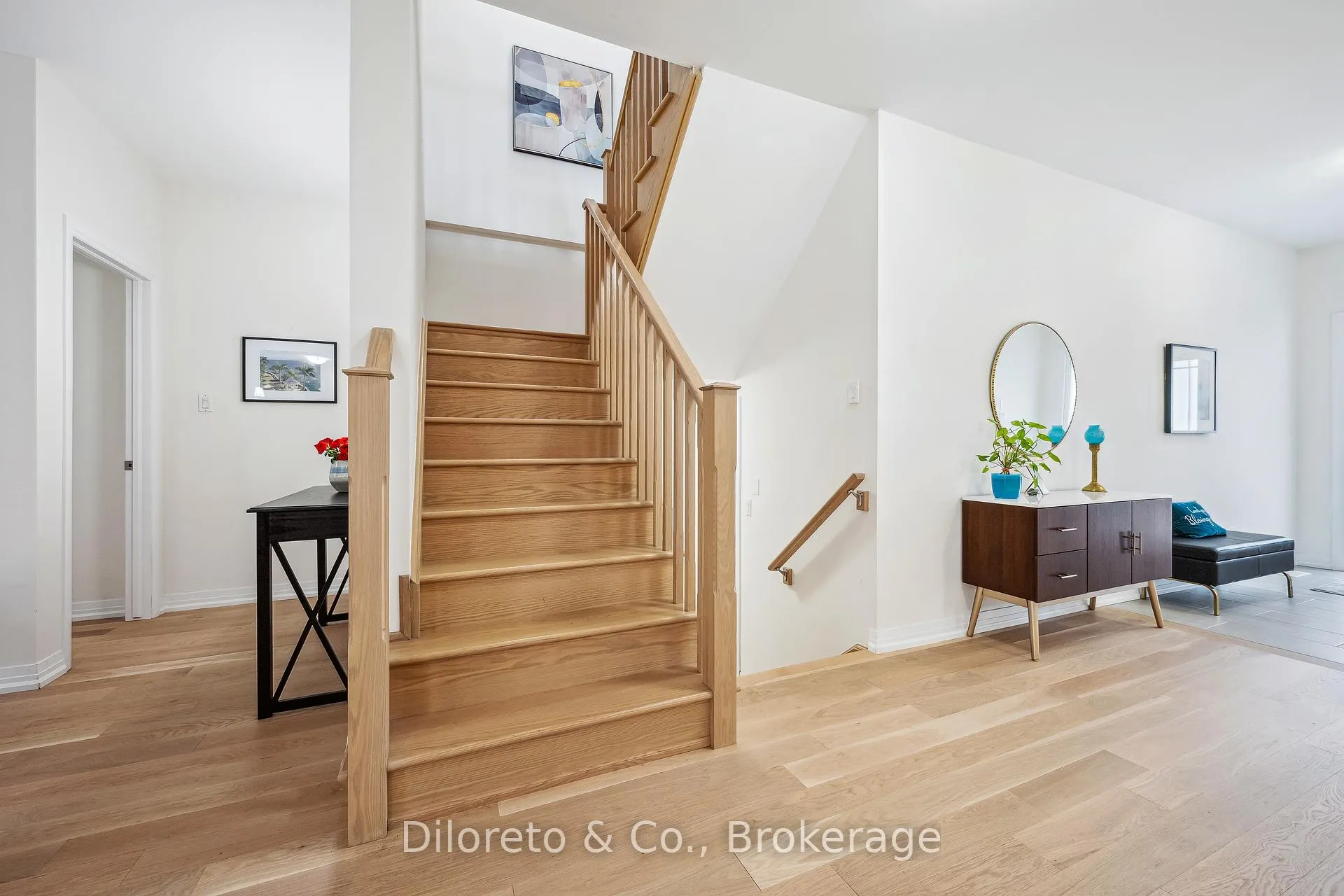 Photo 11 of 5 Lovering Lane, Guelph, Kortright East — HOMEH
