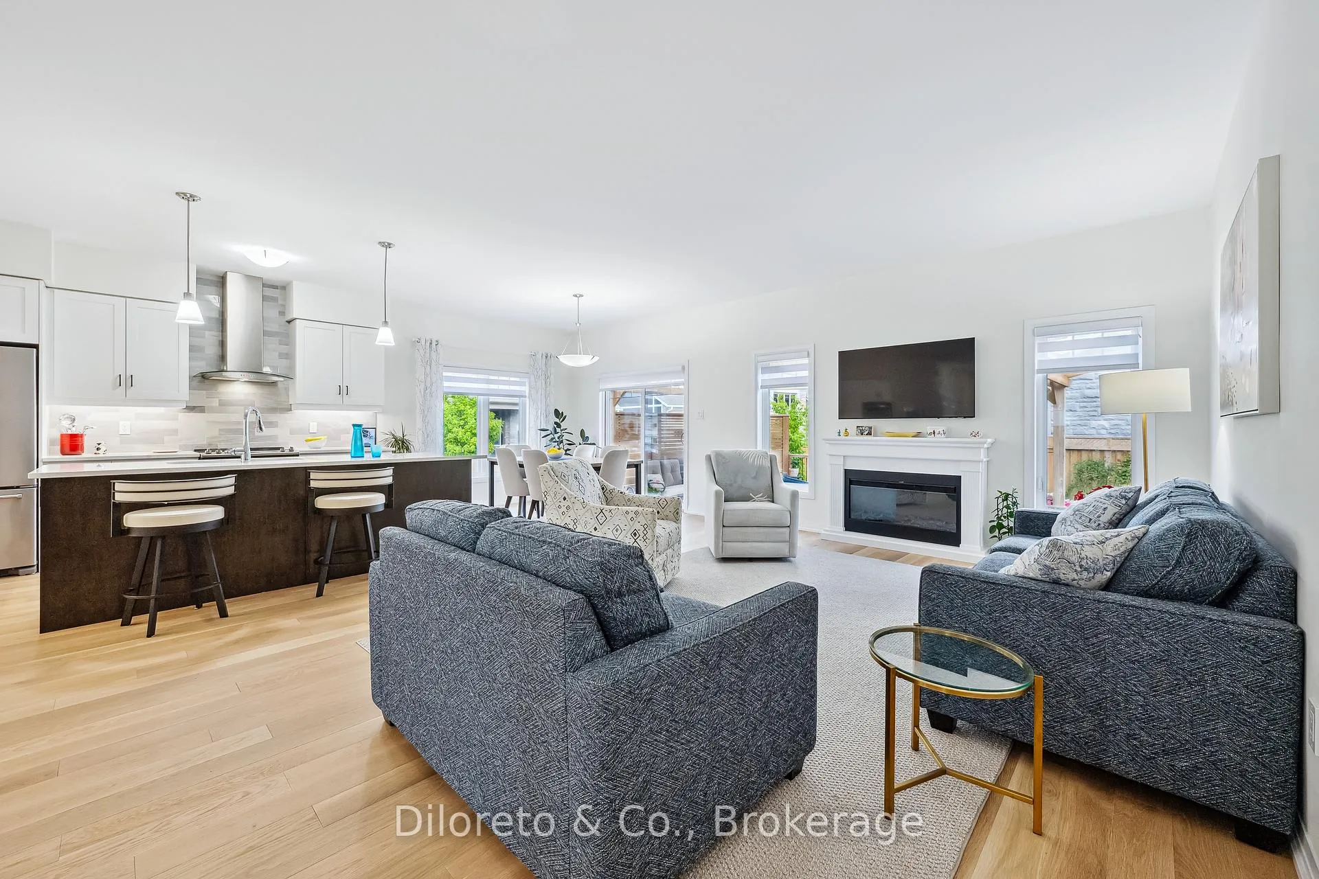 Photo 13 of 5 Lovering Lane, Guelph, Kortright East — HOMEH
