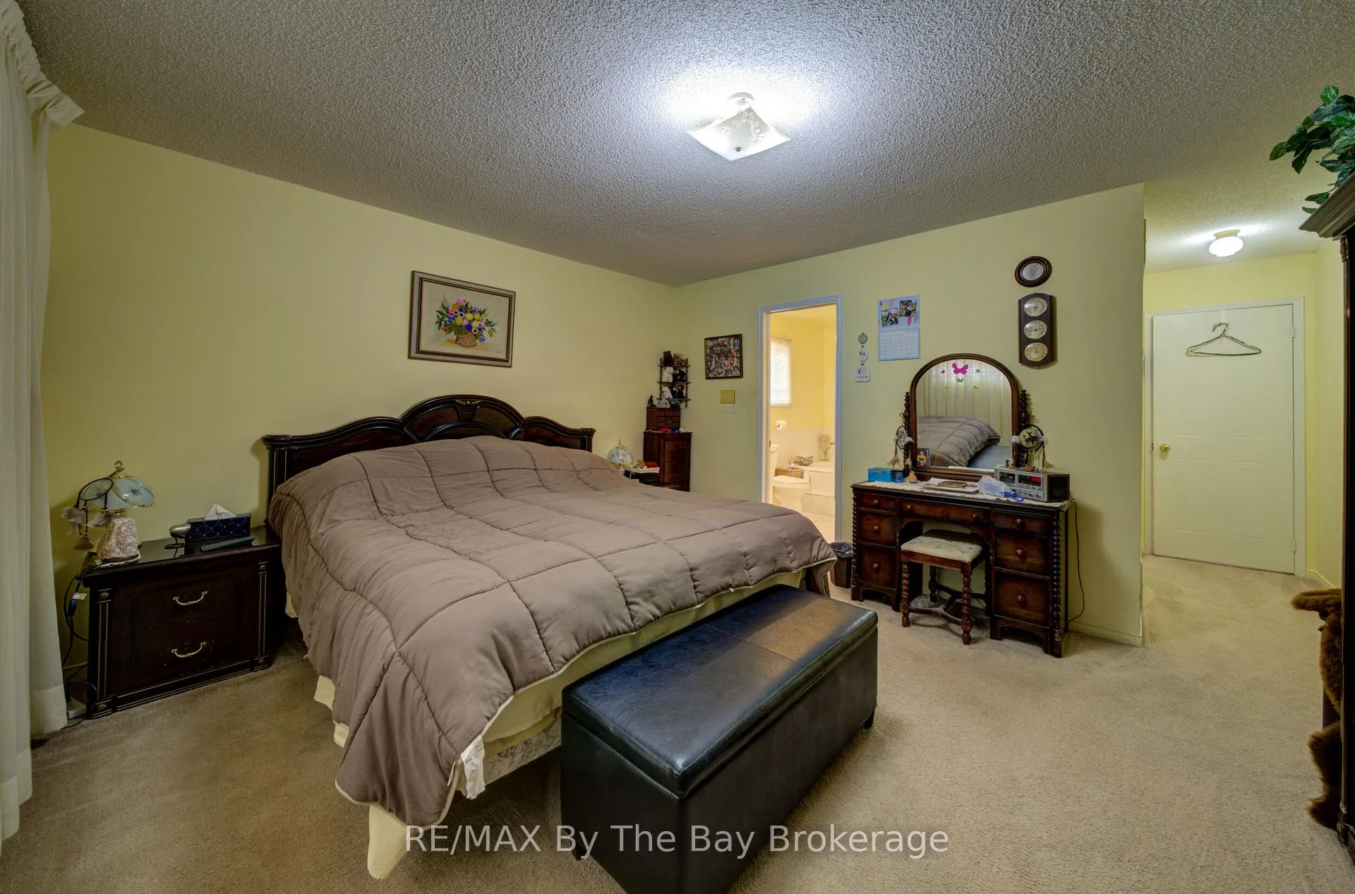 Photo 15 of 26 Brouwer Crescent, Wasaga Beach — HOMEH