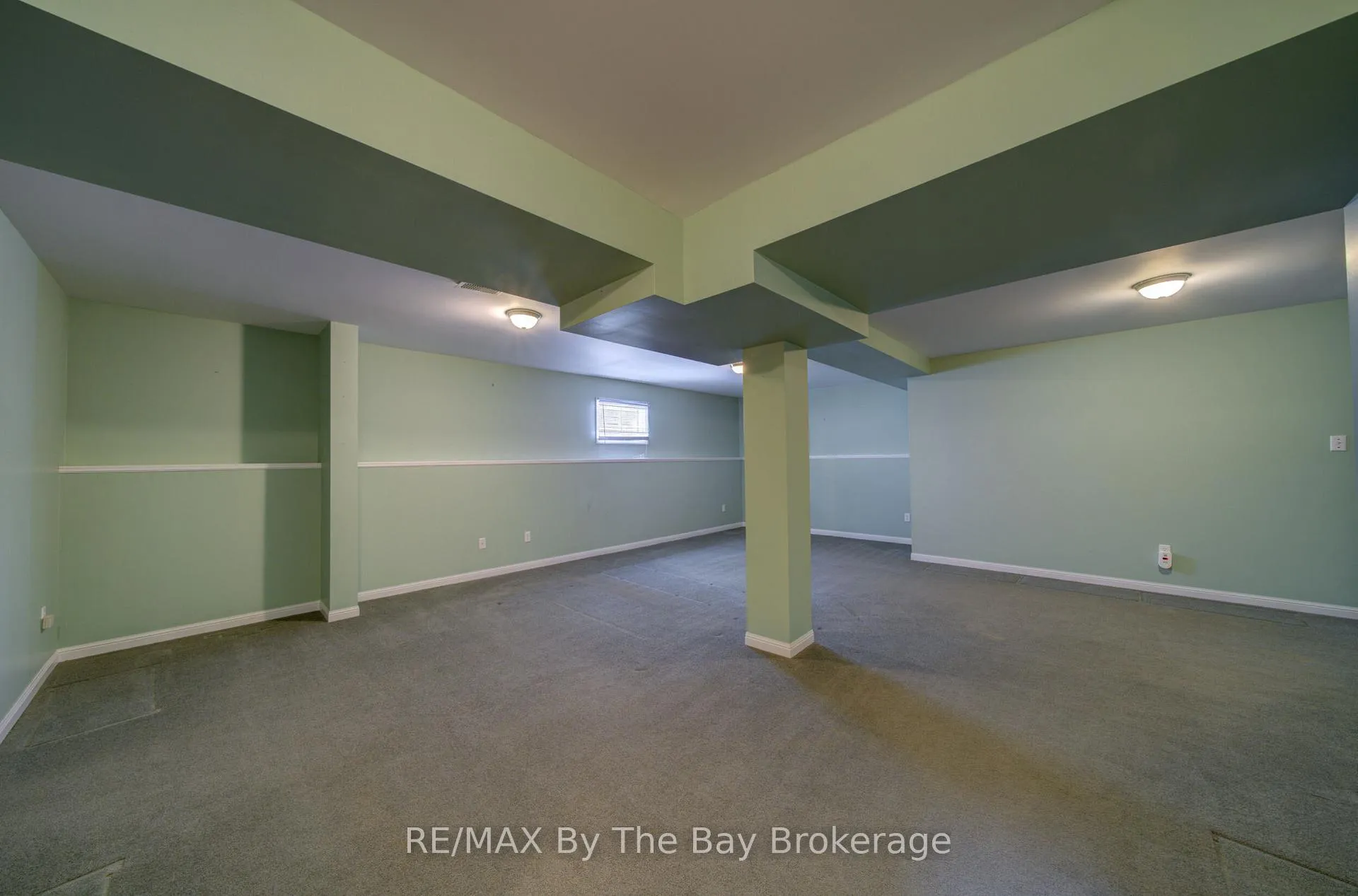 Photo 22 of 26 Brouwer Crescent, Wasaga Beach — HOMEH