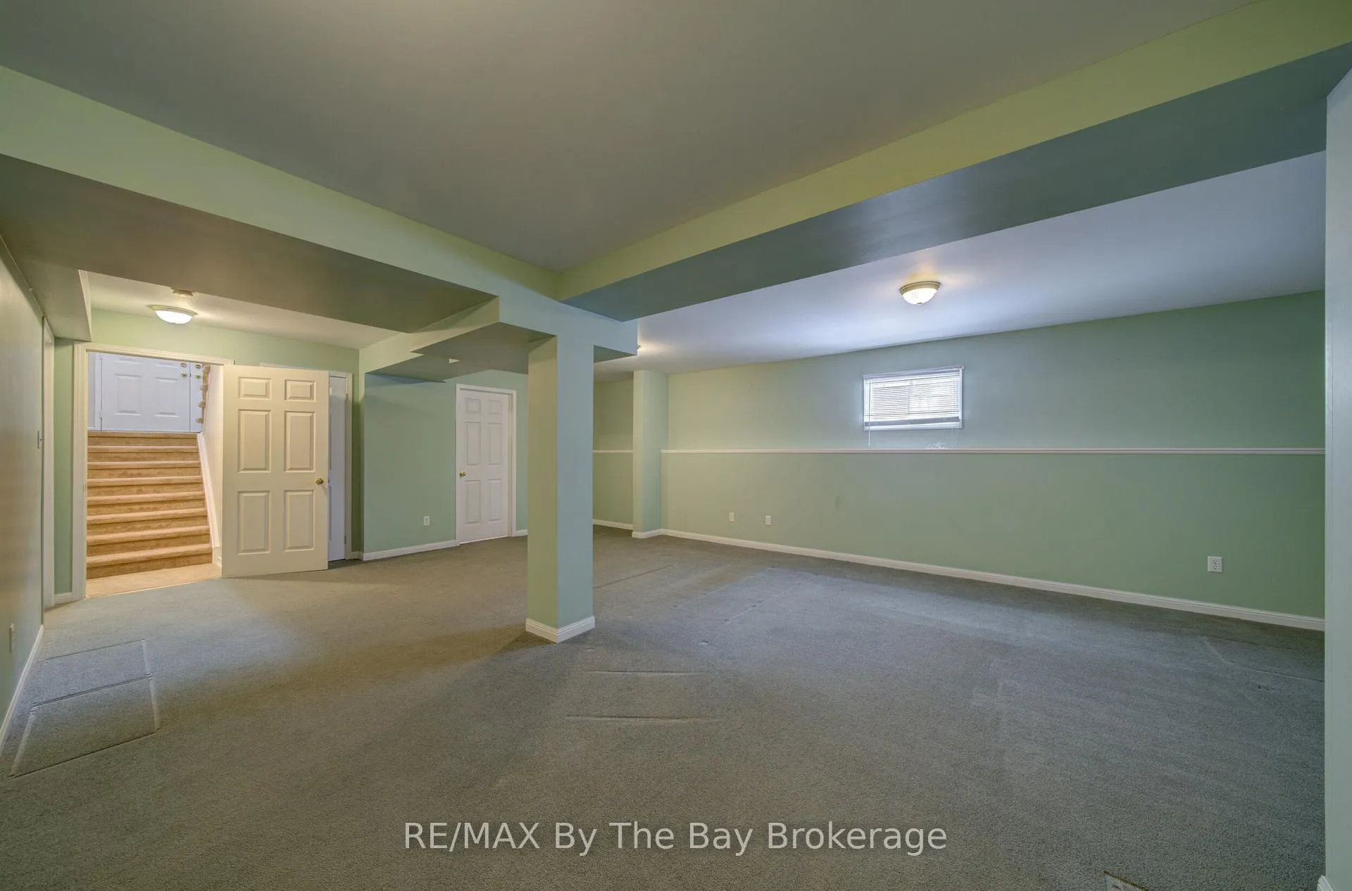 Photo 24 of 26 Brouwer Crescent, Wasaga Beach — HOMEH