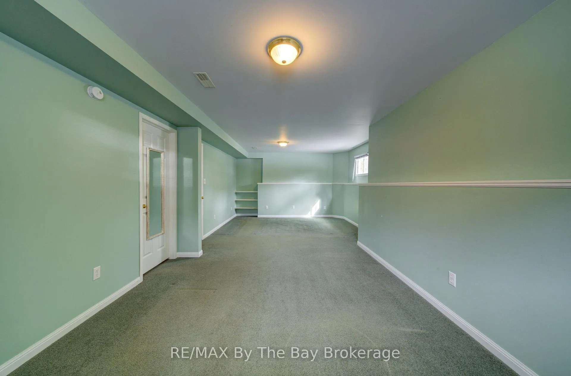 Photo 27 of 26 Brouwer Crescent, Wasaga Beach — HOMEH