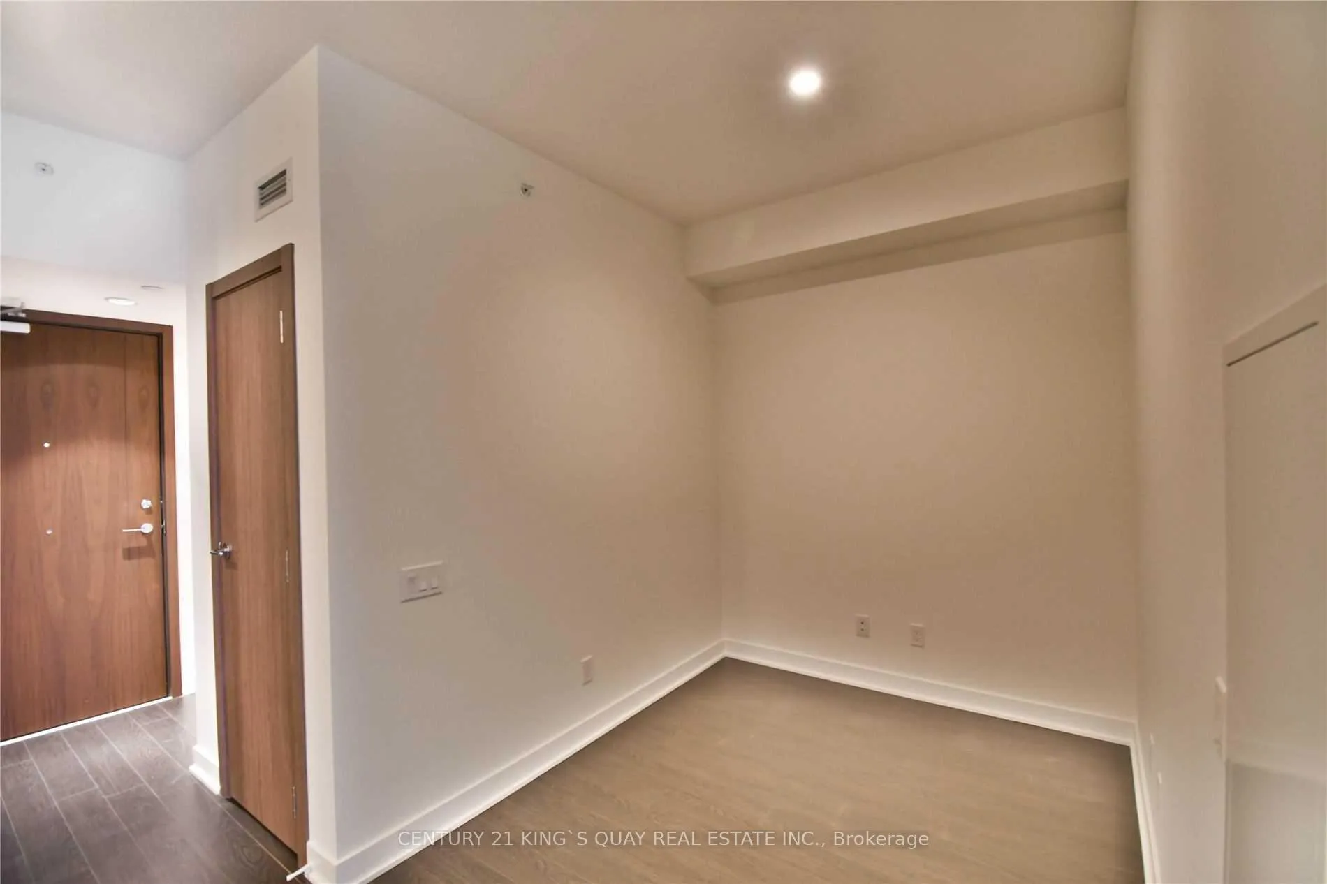 Photo 10 of Unit 2607, 19 Bathurst Street, Toronto, Waterfront Communities — HOMEH