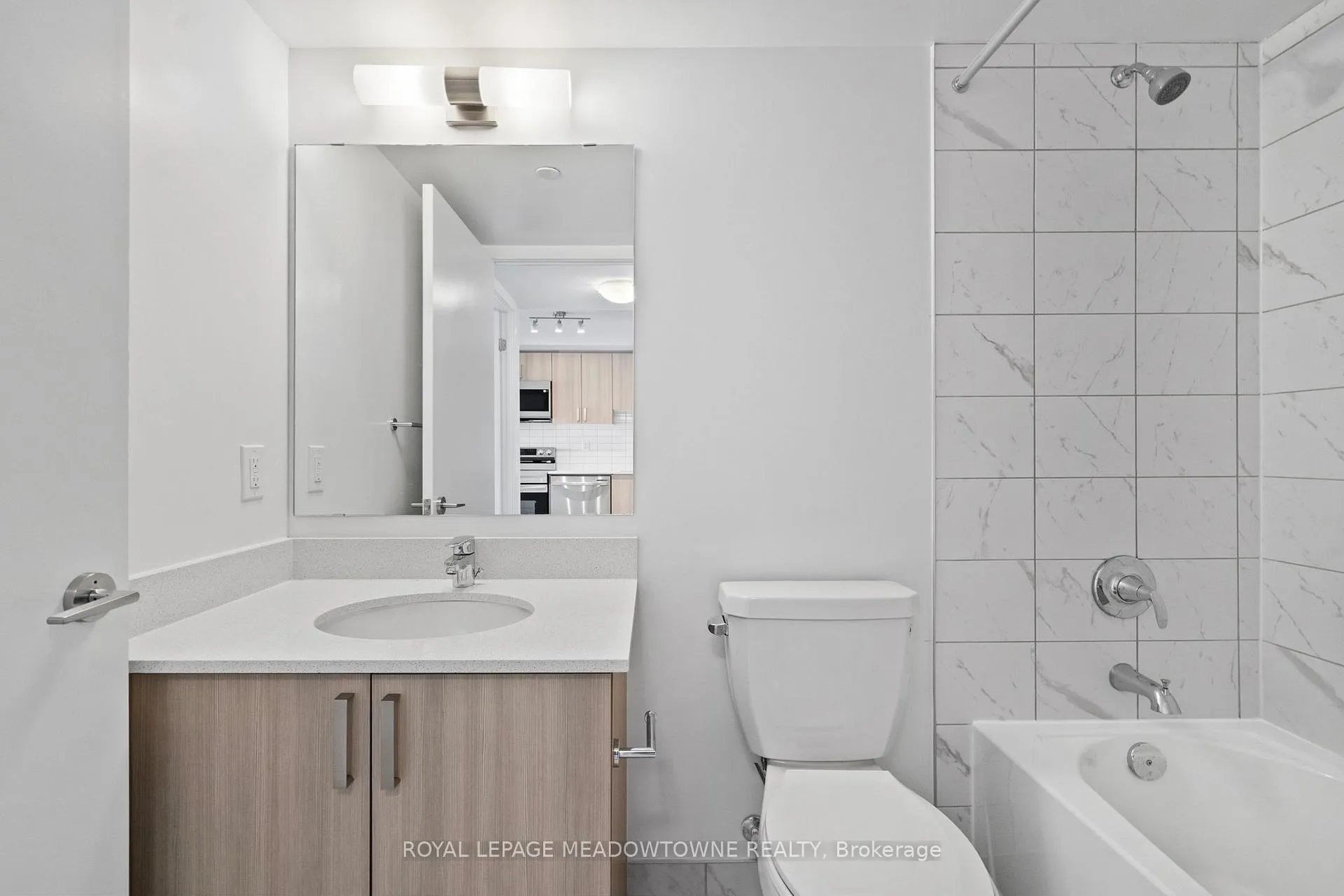 Photo 20 of Unit 2304, 1010 Sandy Beach Road, Pickering, Bay Ridges — HOMEH