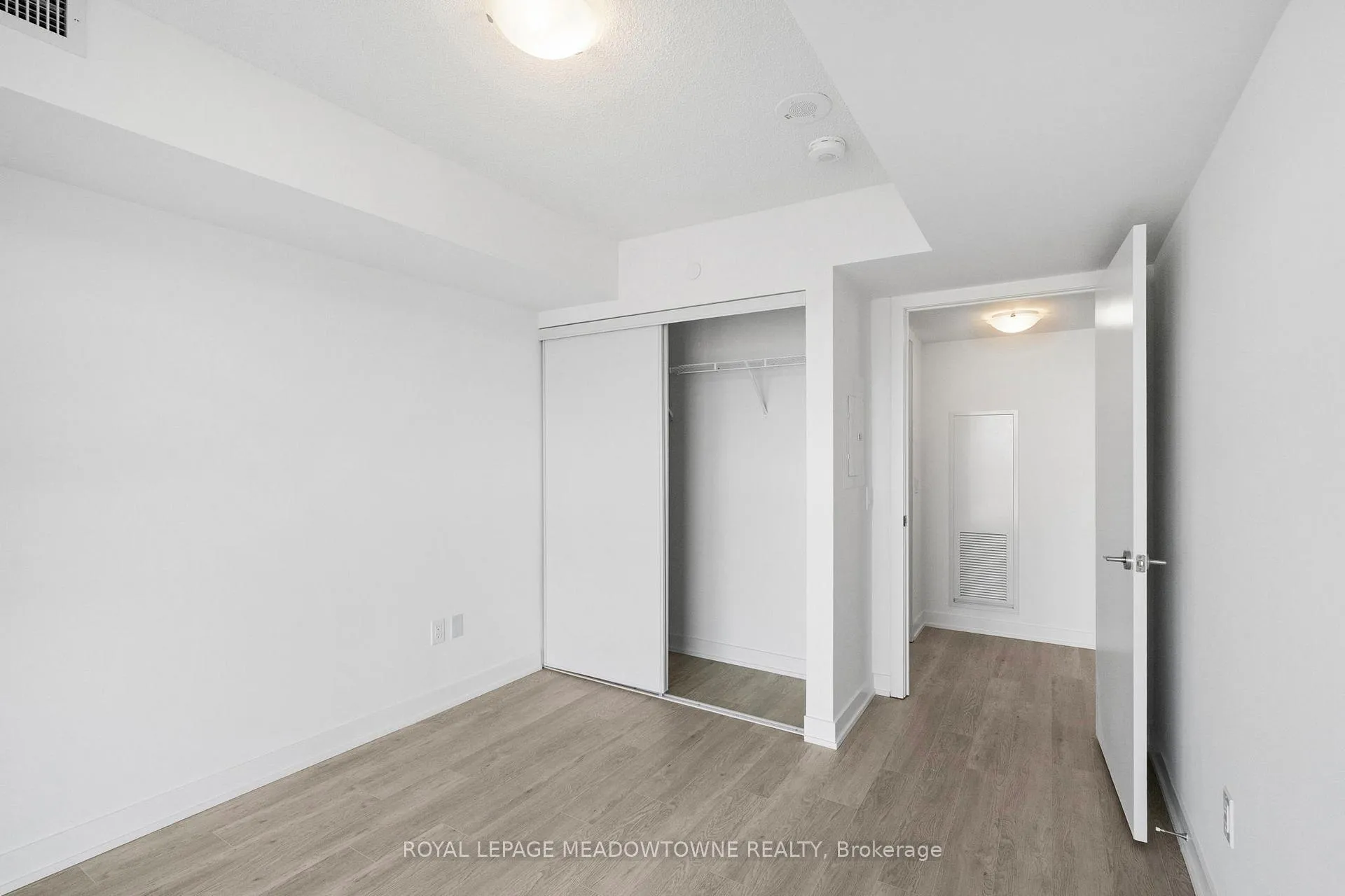 Photo 23 of Unit 2304, 1010 Sandy Beach Road, Pickering, Bay Ridges — HOMEH