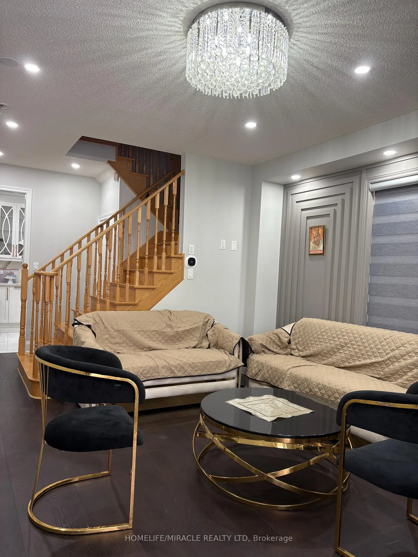 Photo 3 of 21 Truro Circle, Brampton, Northwest Brampton — HOMEH