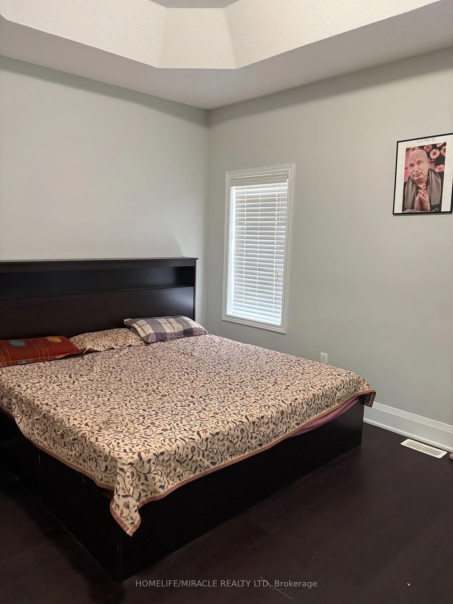 Photo 7 of 21 Truro Circle, Brampton, Northwest Brampton — HOMEH