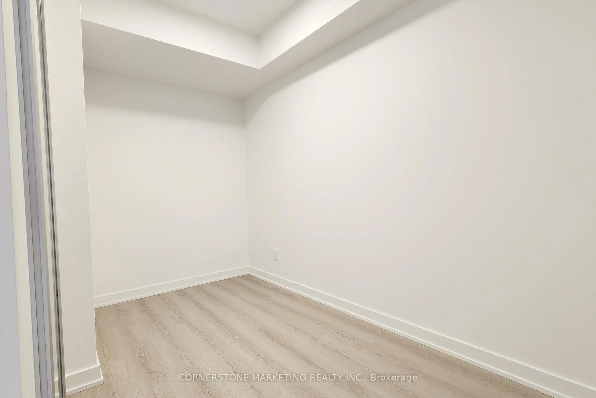 Photo 8 of Unit 801, 100 Queen Street E, Toronto, Church-Yonge Corridor — HOMEH
