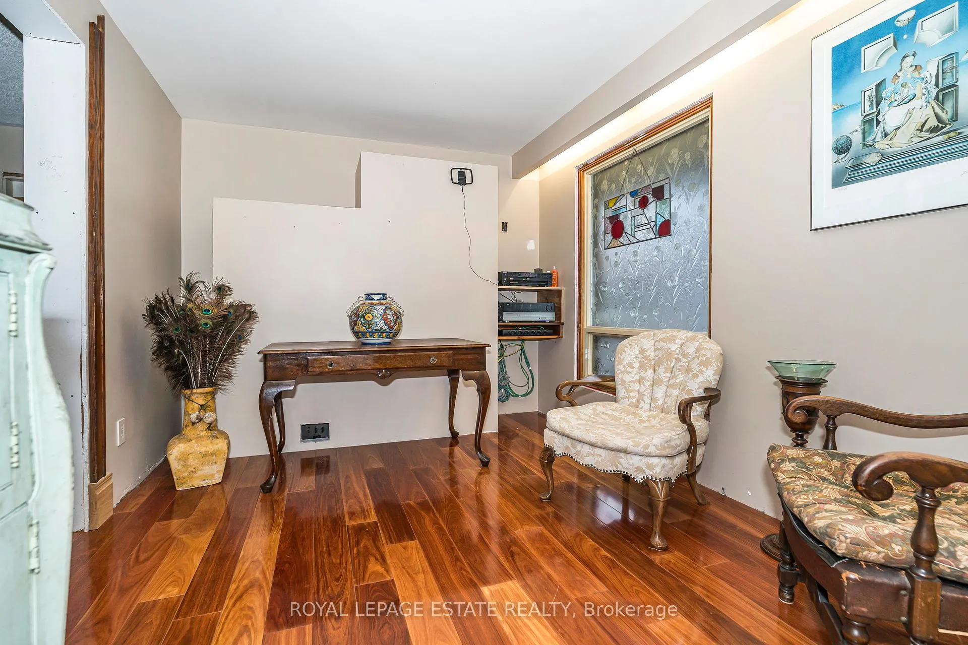 Photo 7 of 2 Jomar Avenue, Pickering, Rural Pickering — HOMEH