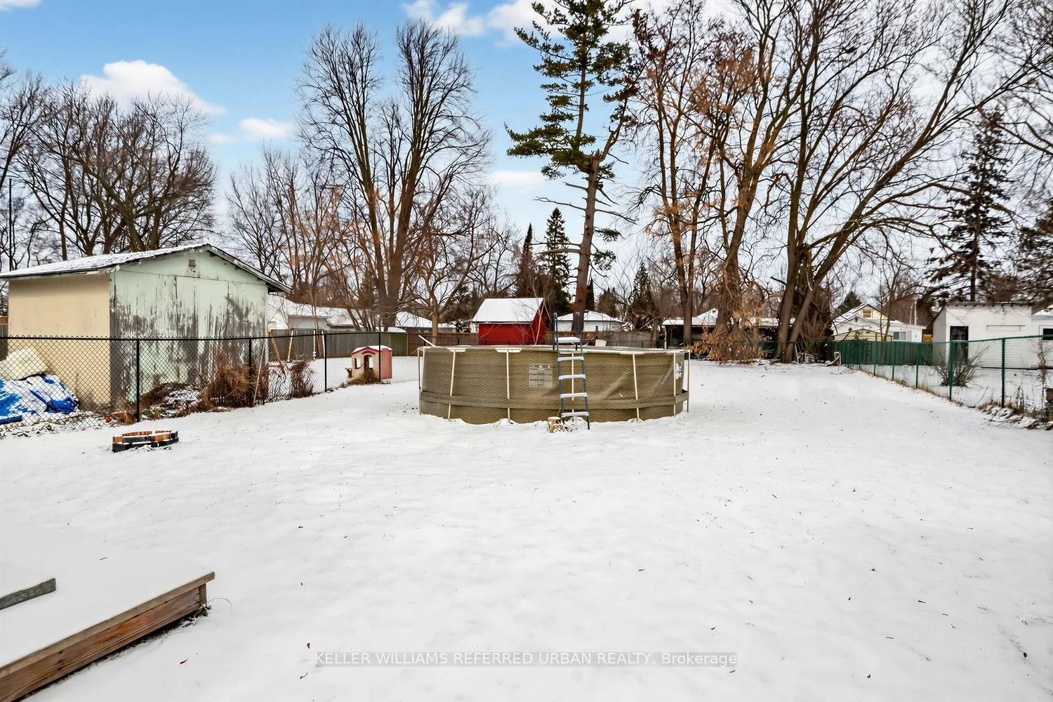 Photo 6 of 208 Bayview Avenue, Georgina, Keswick South — HOMEH