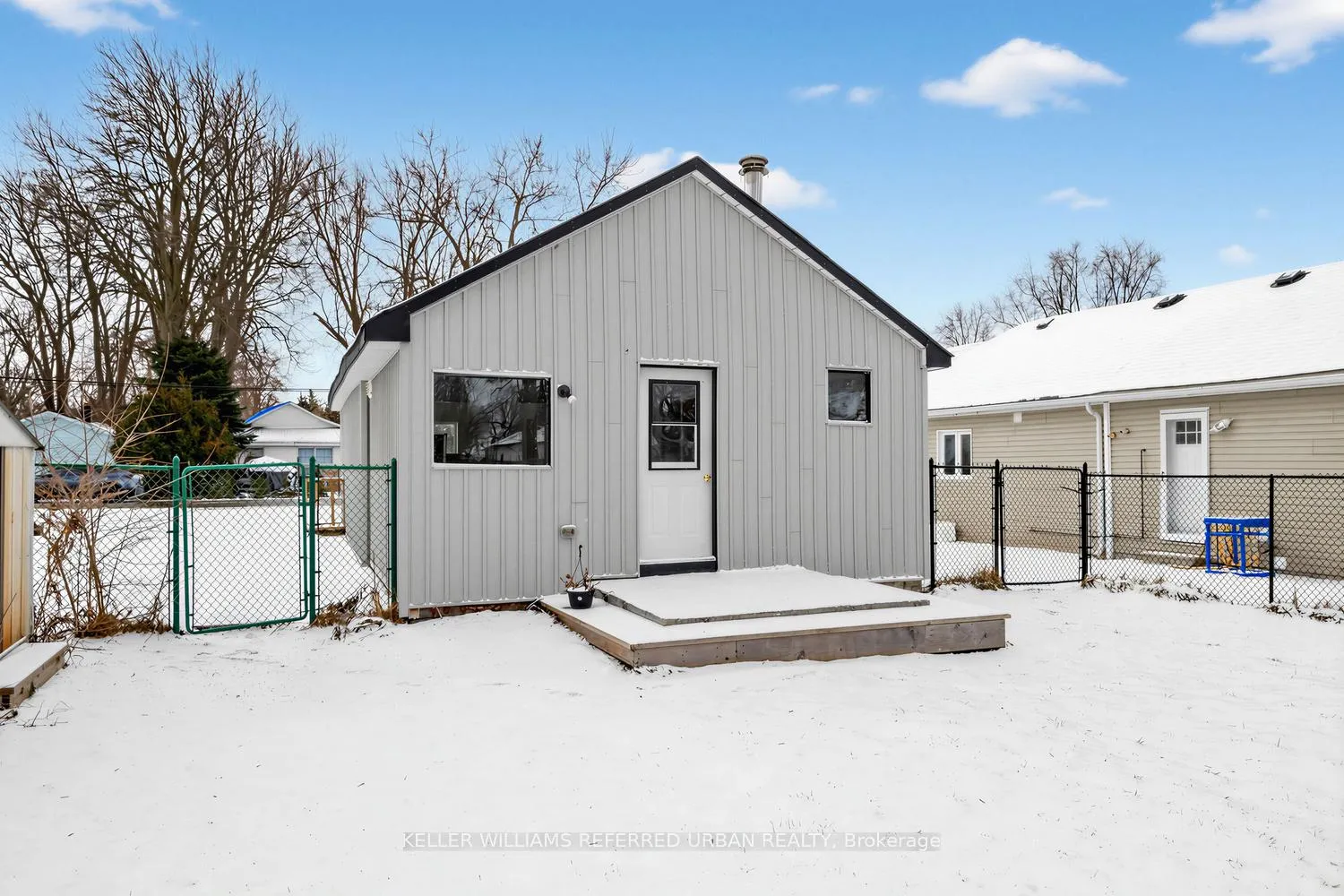 Photo 11 of 208 Bayview Avenue, Georgina, Keswick South — HOMEH