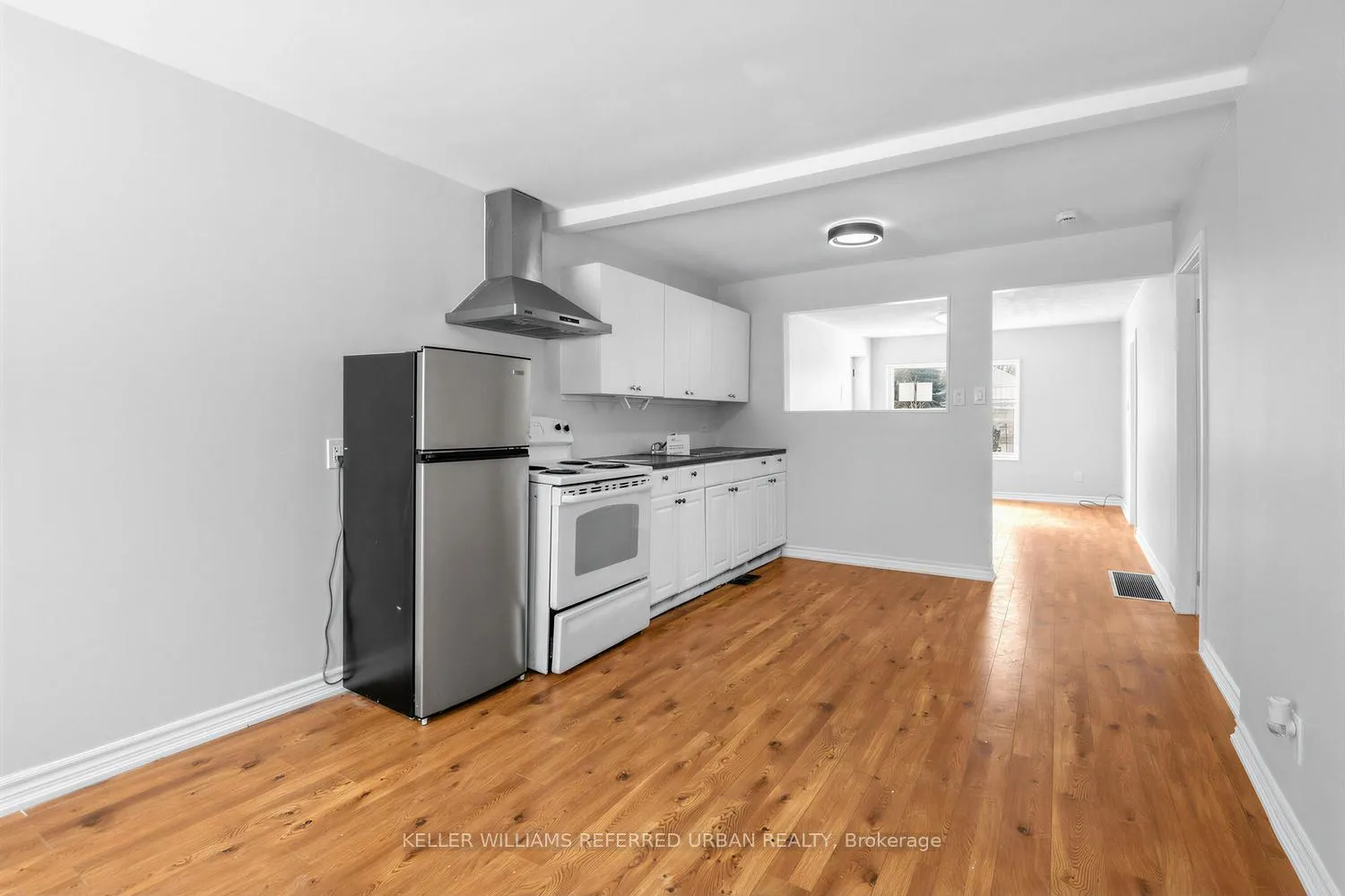 Photo 24 of 208 Bayview Avenue, Georgina, Keswick South — HOMEH