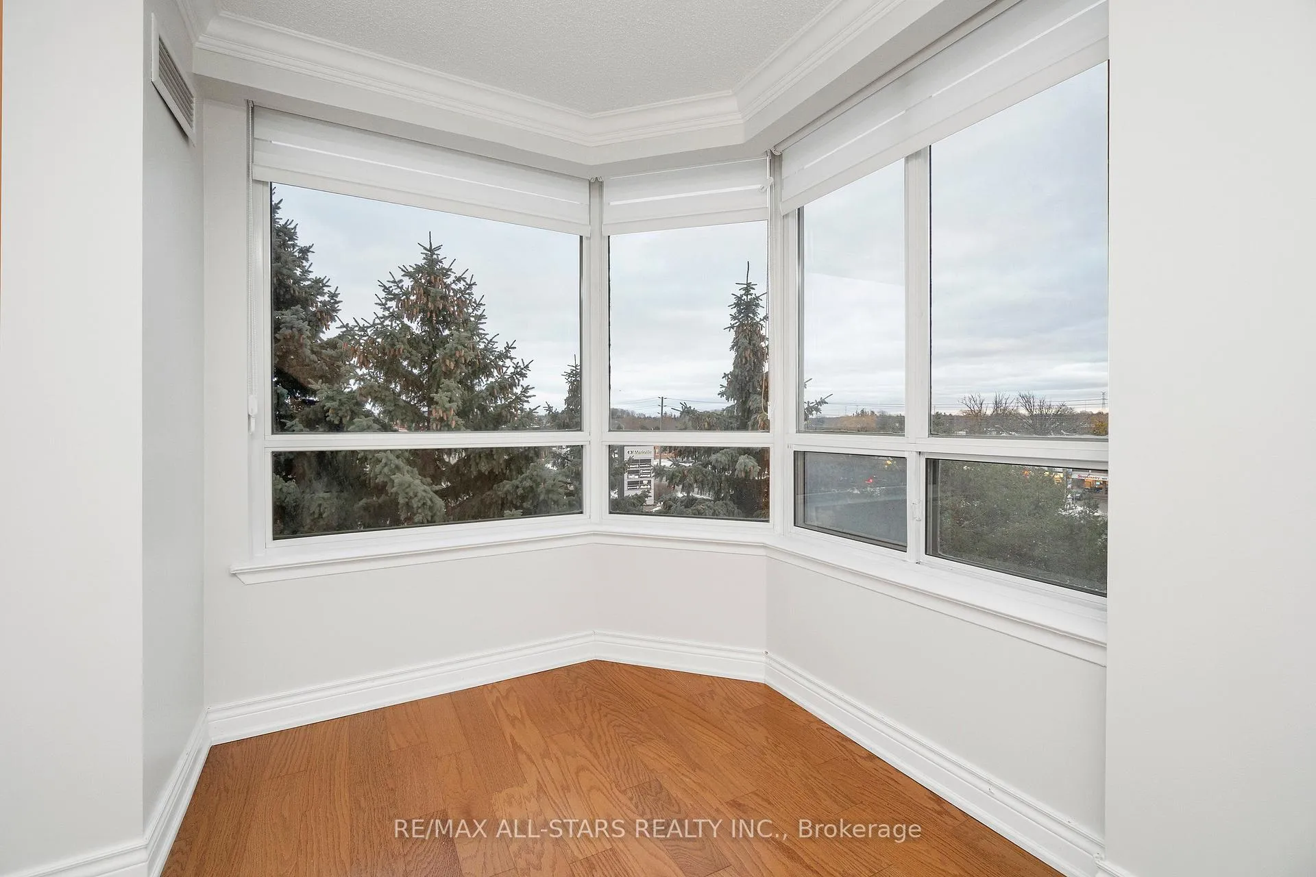 Photo 17 of Unit 404, 610 Bullock Drive, Markham, Markville — HOMEH