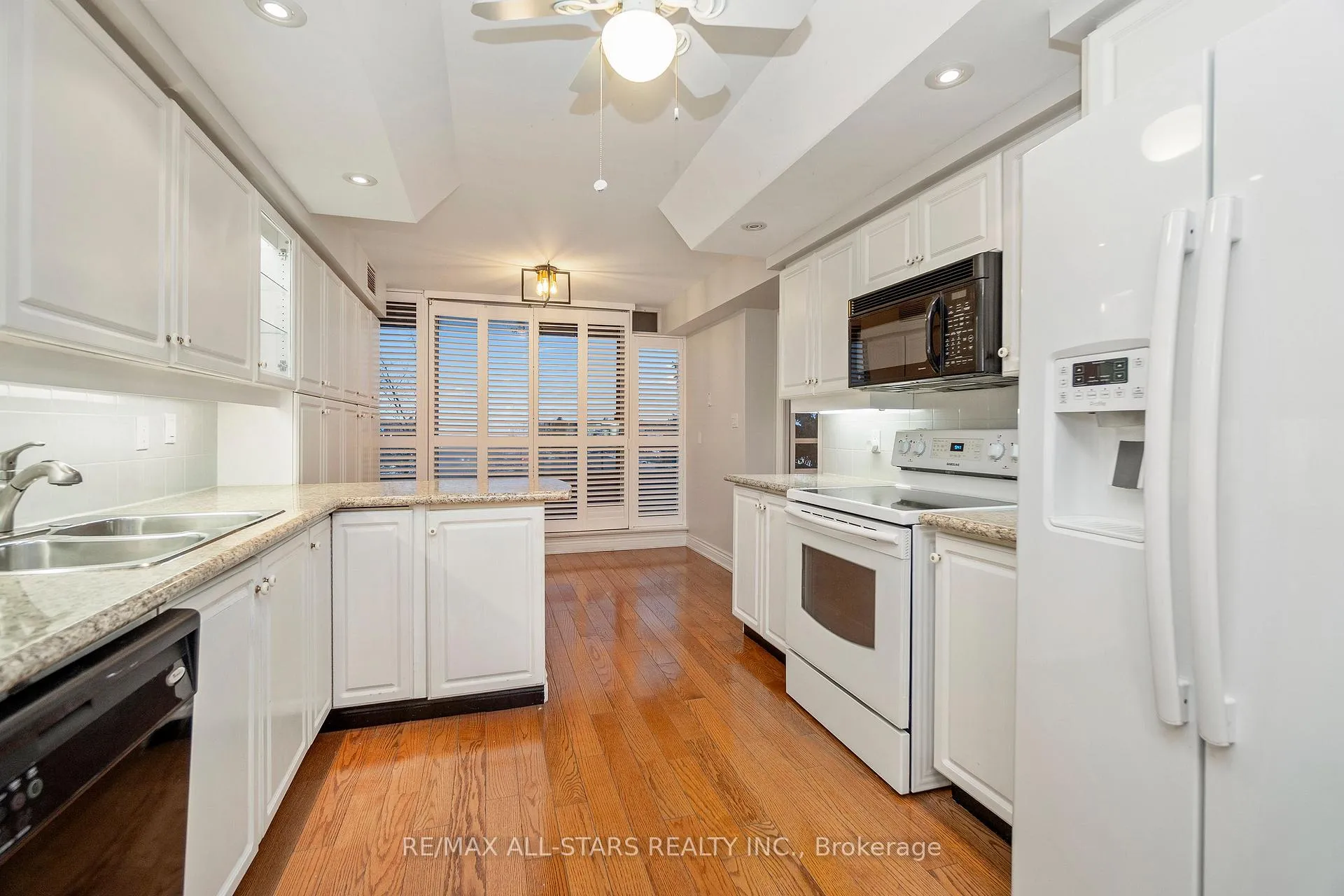 Photo 21 of Unit 404, 610 Bullock Drive, Markham, Markville — HOMEH